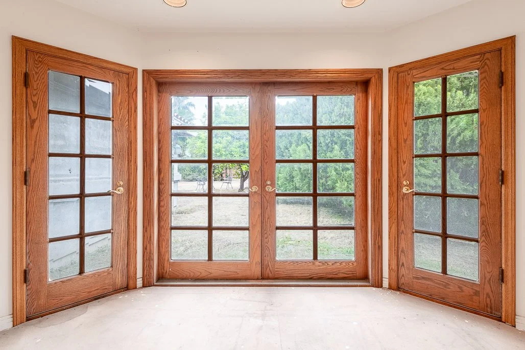 32    20019 Ingomar St.jpg