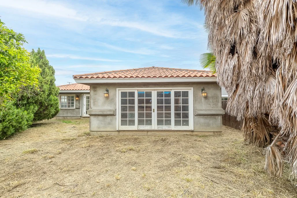 39    20019 Ingomar St.jpg