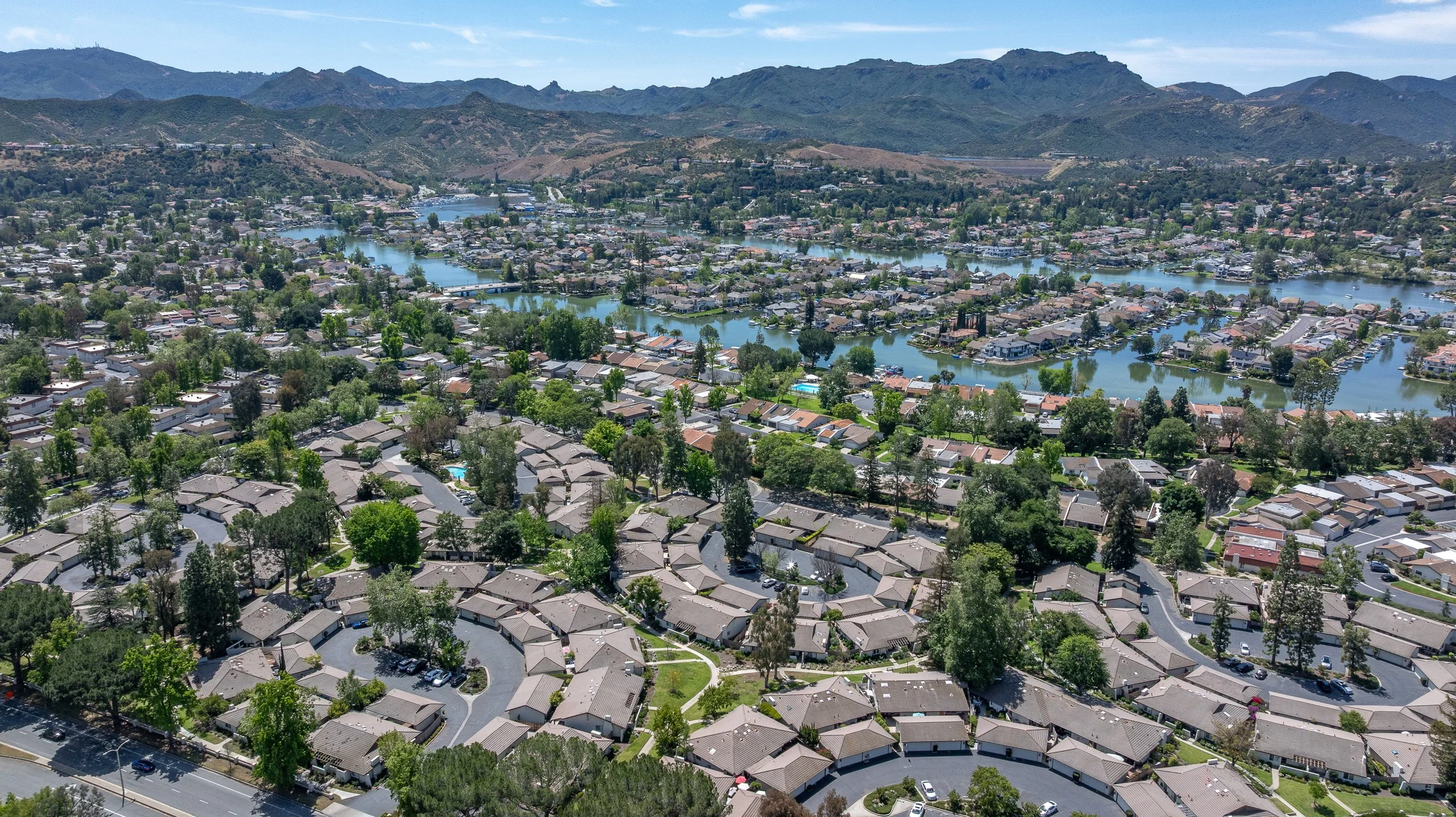 42    1104 Glenbridge Cr.jpg