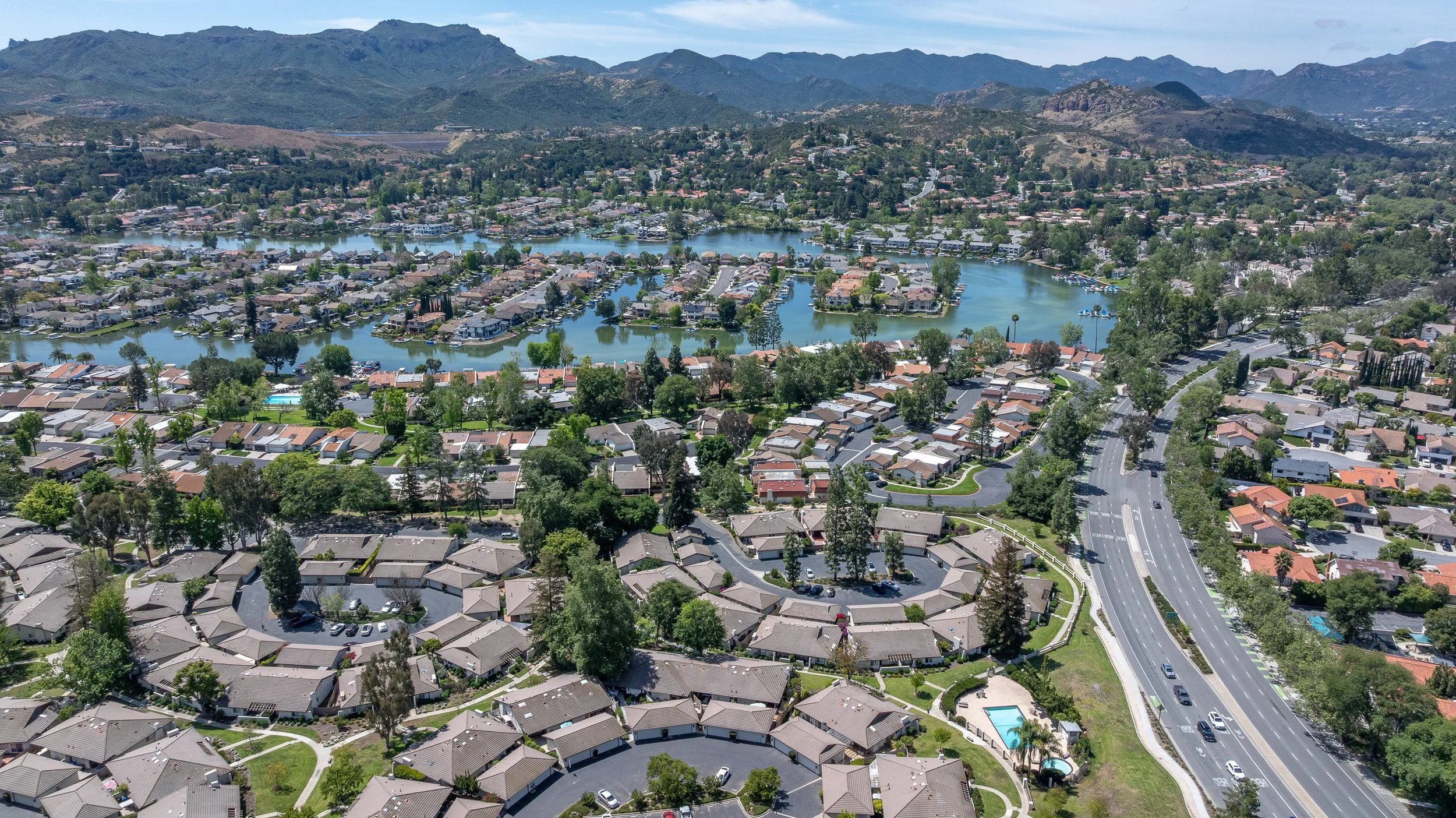 44    1104 Glenbridge Cr.jpg