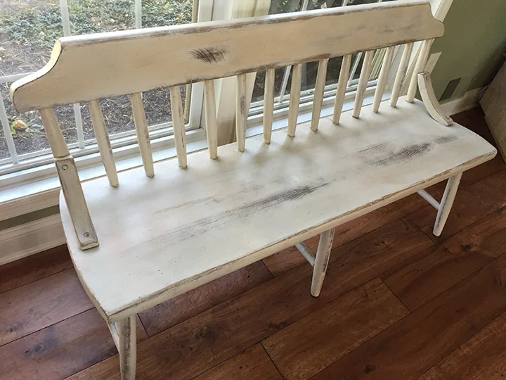 a_bench.jpg