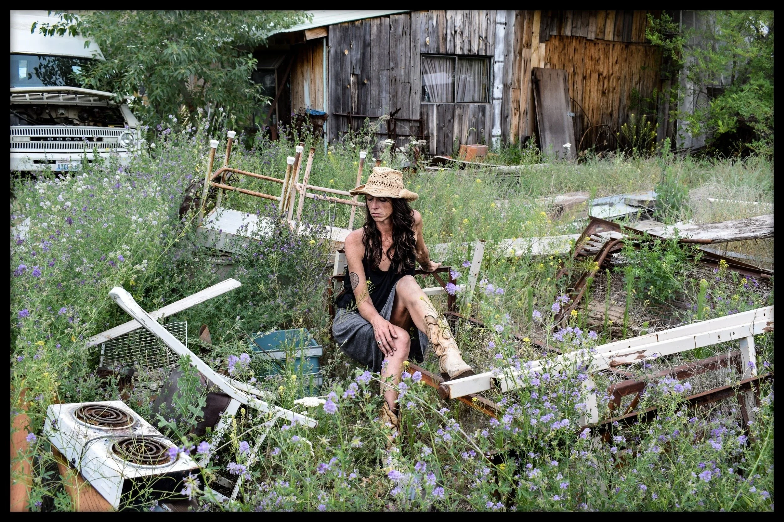  “Portrait Photographer of the Year”  Photo displayed at Art Delight Gallery in Seoul, South Korea.  Exhibition dates: August 13-15, 2021    Photo in collaboration with Brennan Coe 