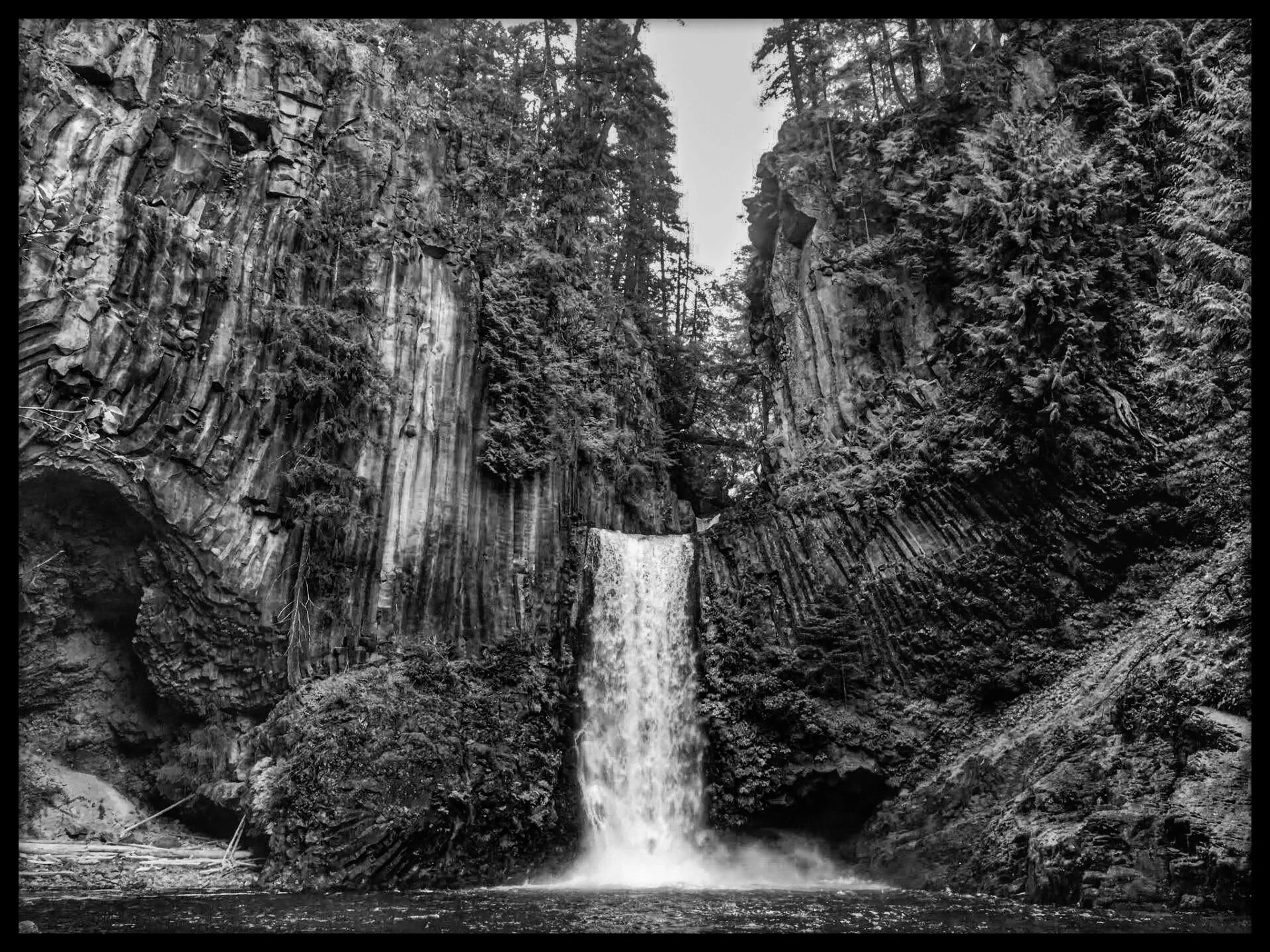  “Best of Black &amp; White”  Photo displayed at Espaco Espelho dAgua in Libson, Portugal.  Exhibition dates: February 26-28, 2021 