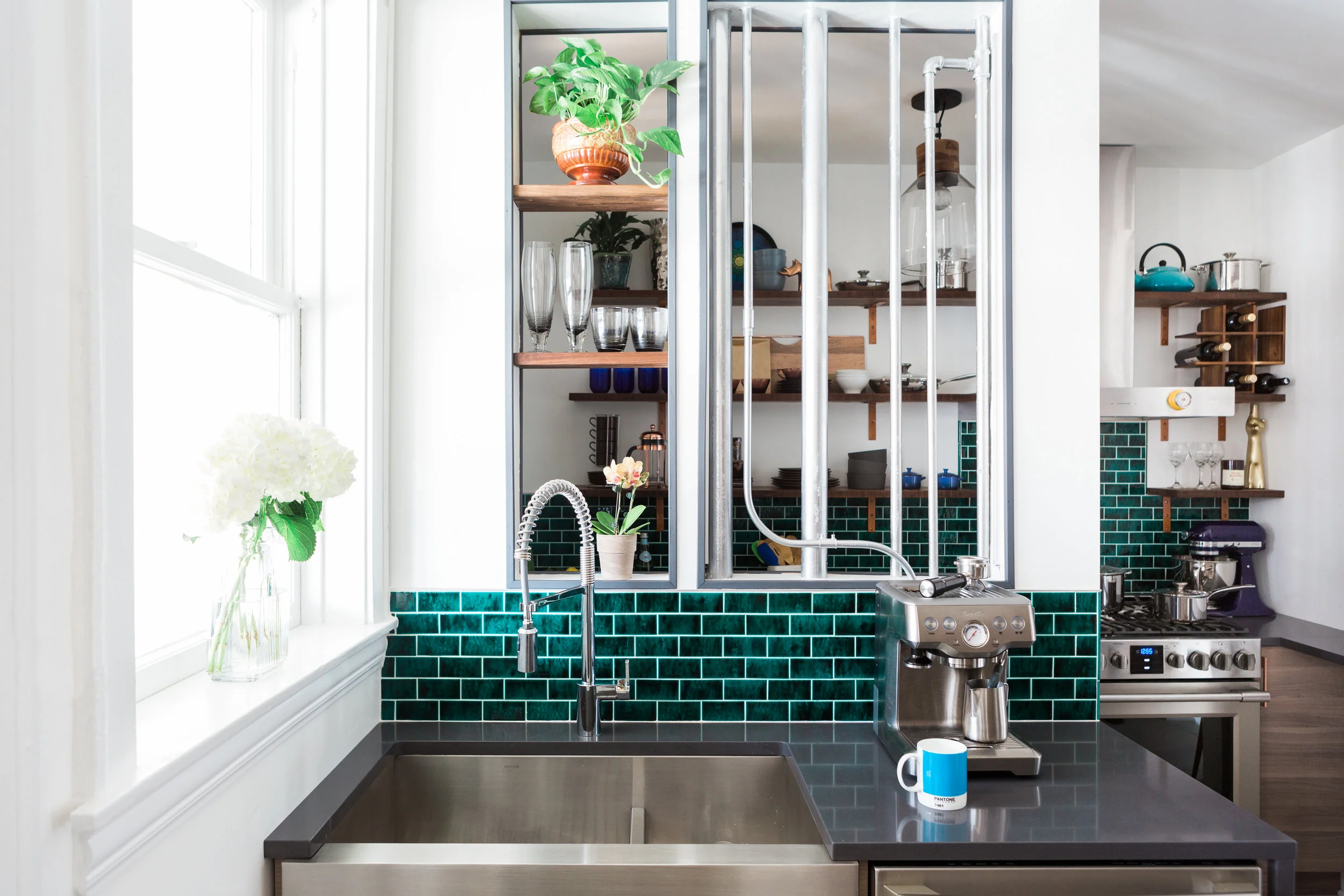 Unpatterned Chicago Bright Kitchen Remodel