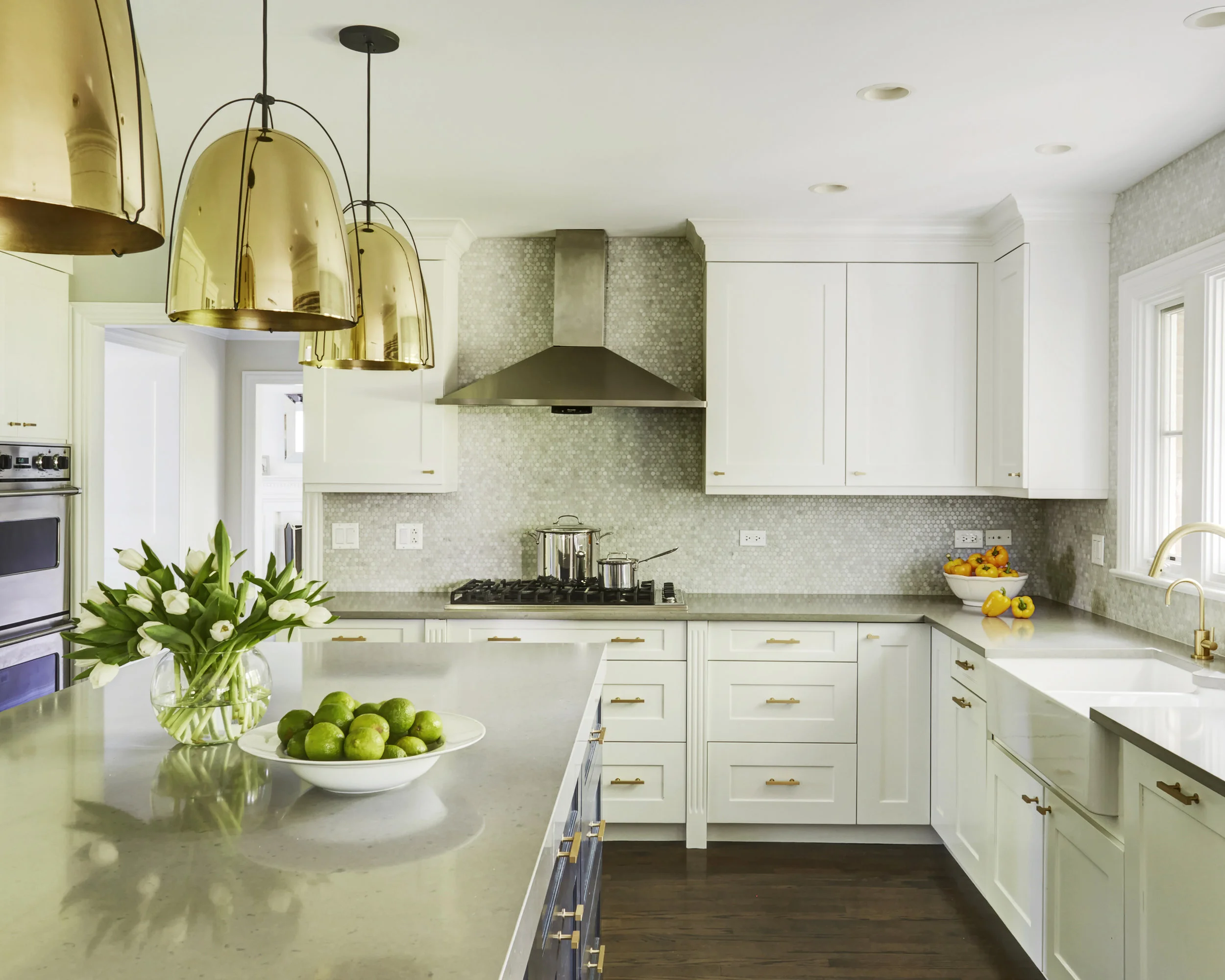 Unpatterned Chicago Interior Overhaul Kitchen Counters