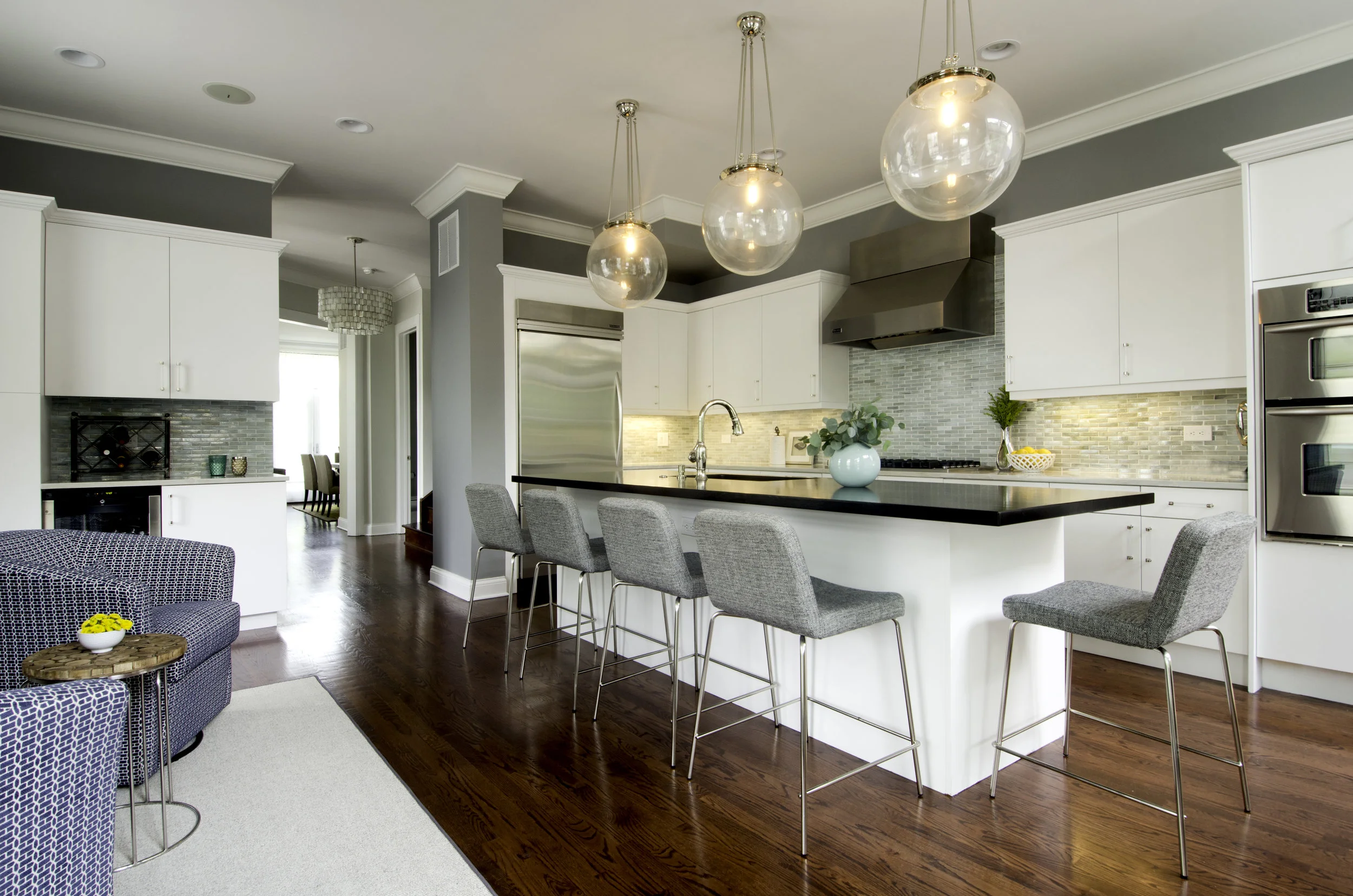 Unpatterened Chicago Kitchen Island