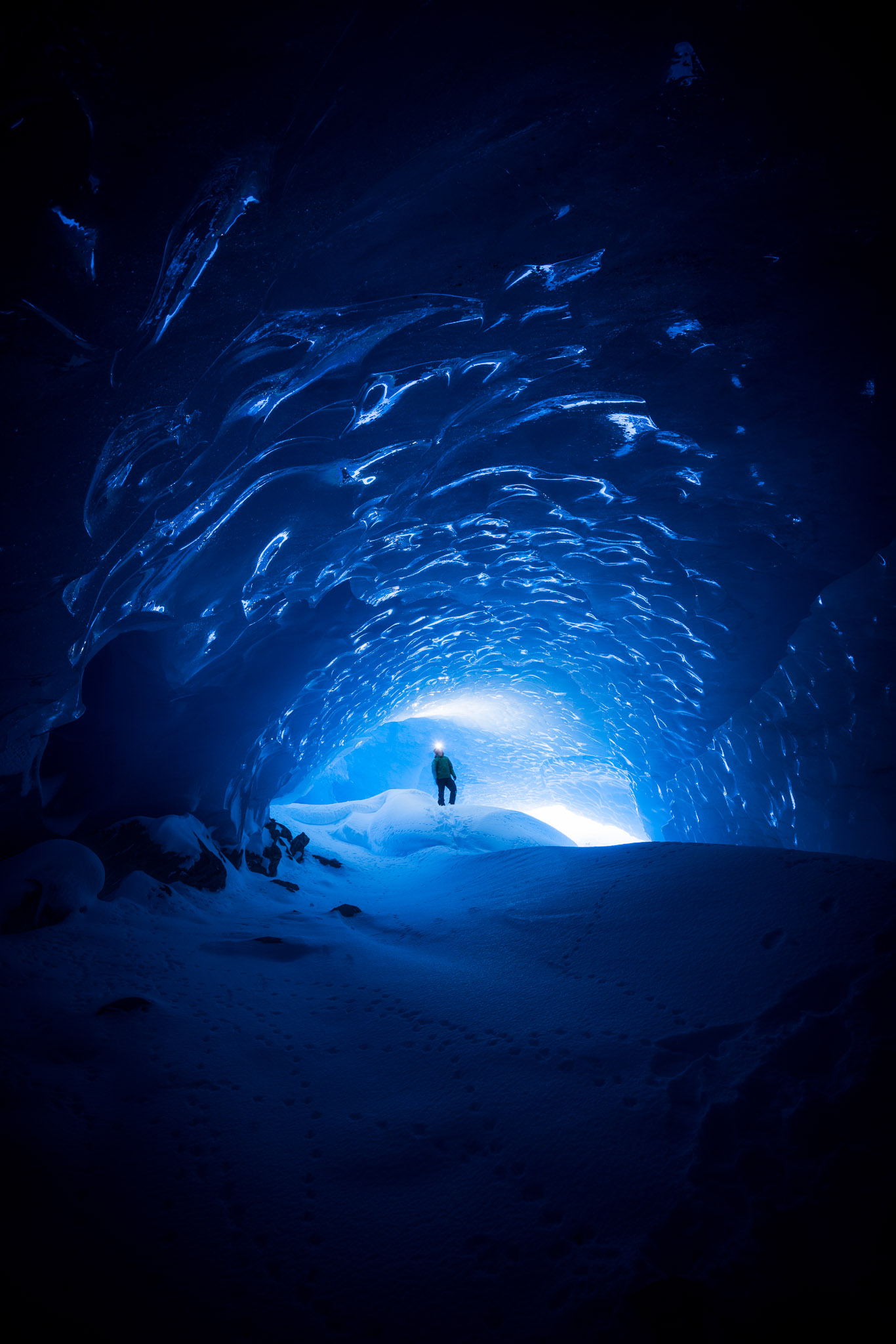 Glacial Tunnel _JJH1283.jpg