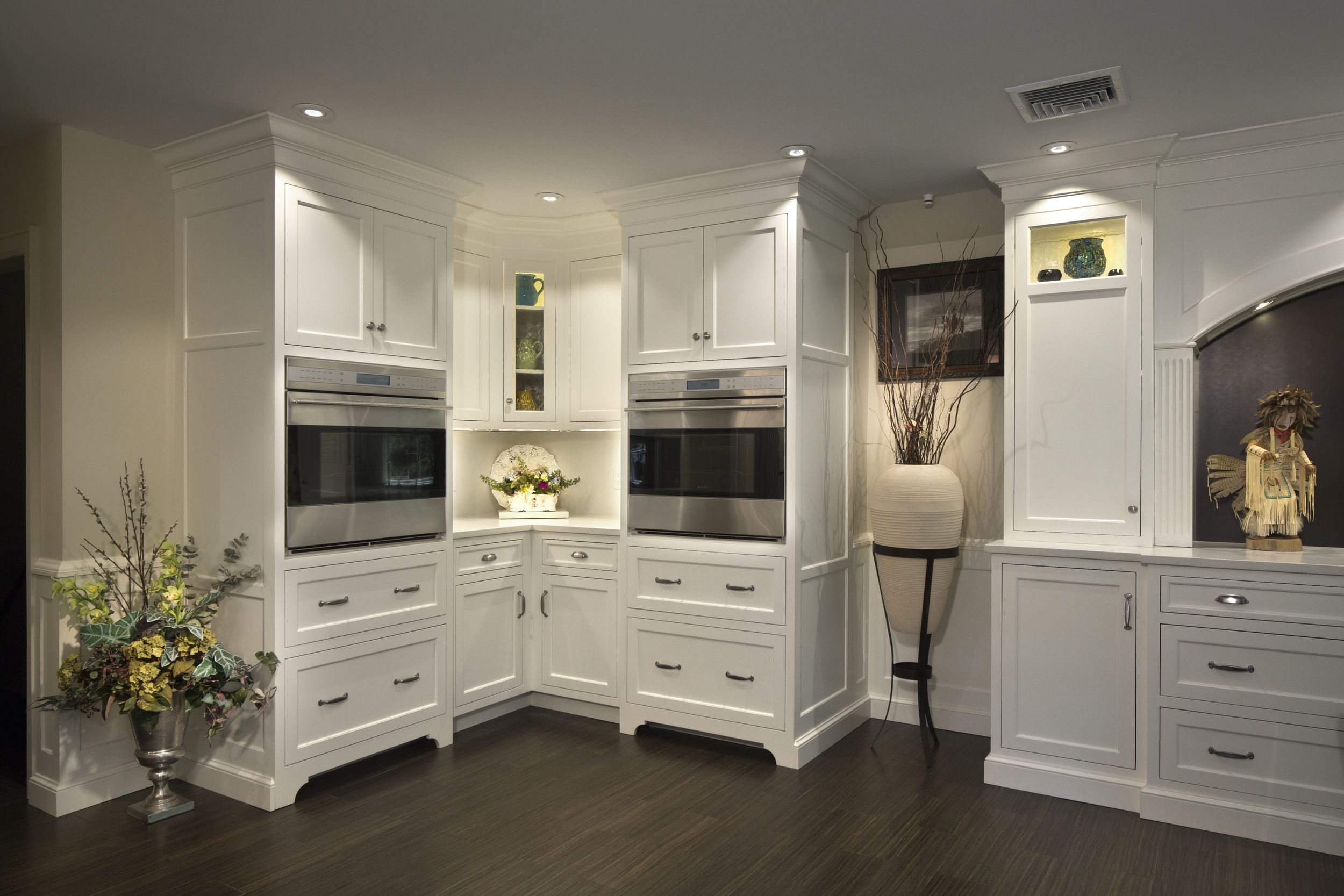 Unique wall oven design