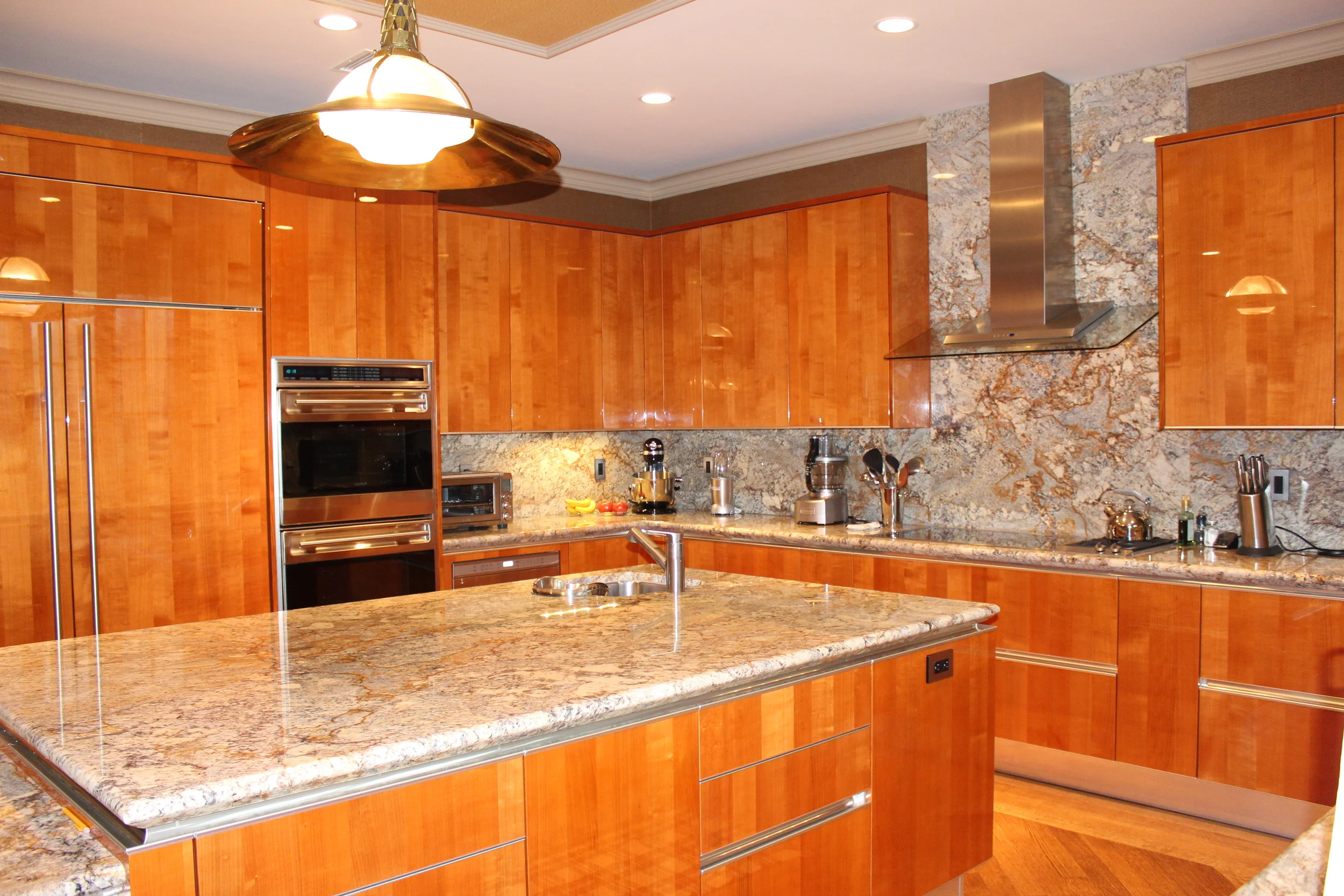 Great Neck Modern Kitchen Design