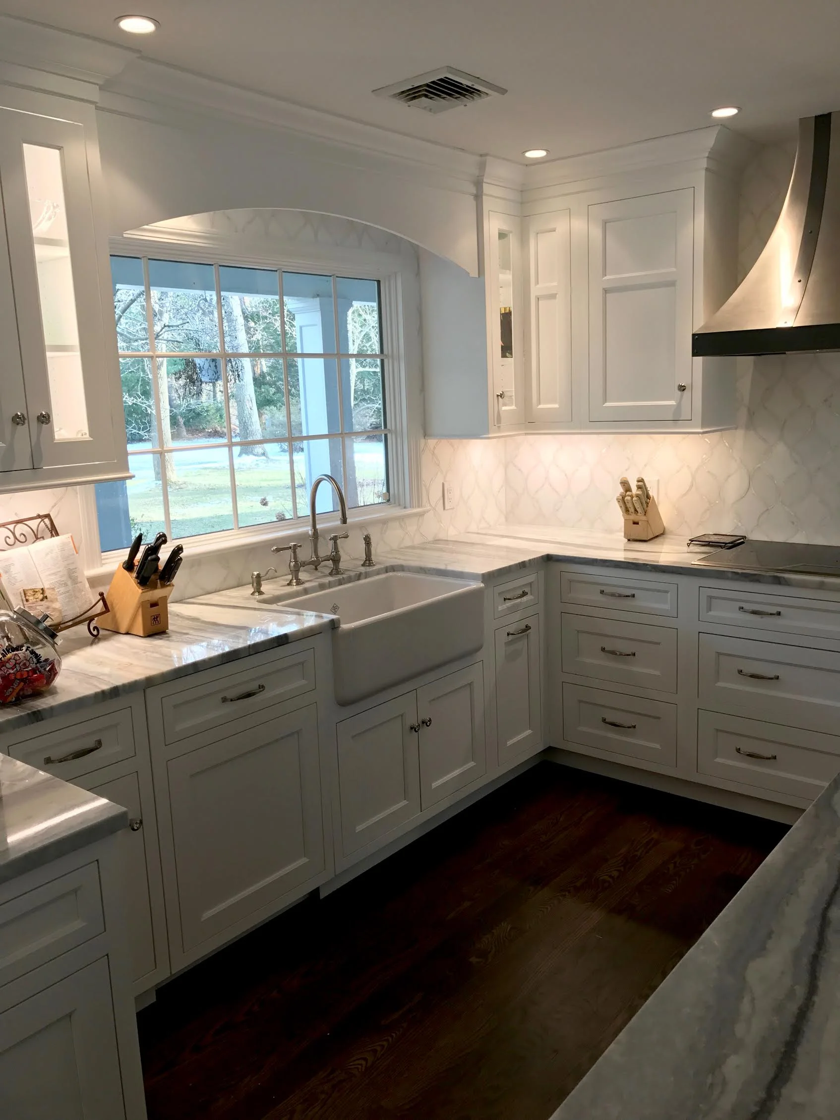 Traditional white kitchen cabinetry remodel