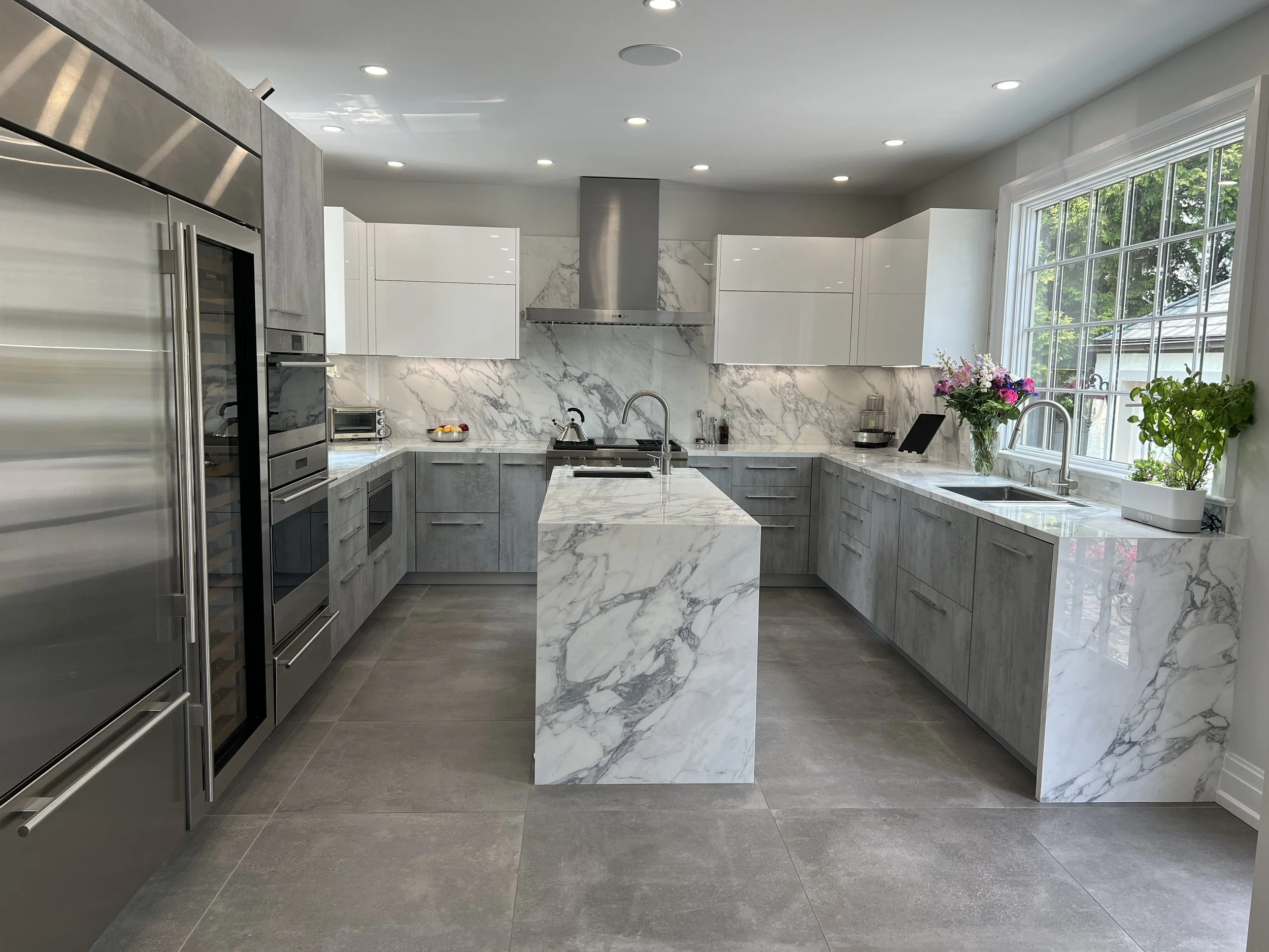 Elite Kitchen & Bath / EXPRESS CONTRACTING Kitchen, Bath & Home Design & Remodeling / Long