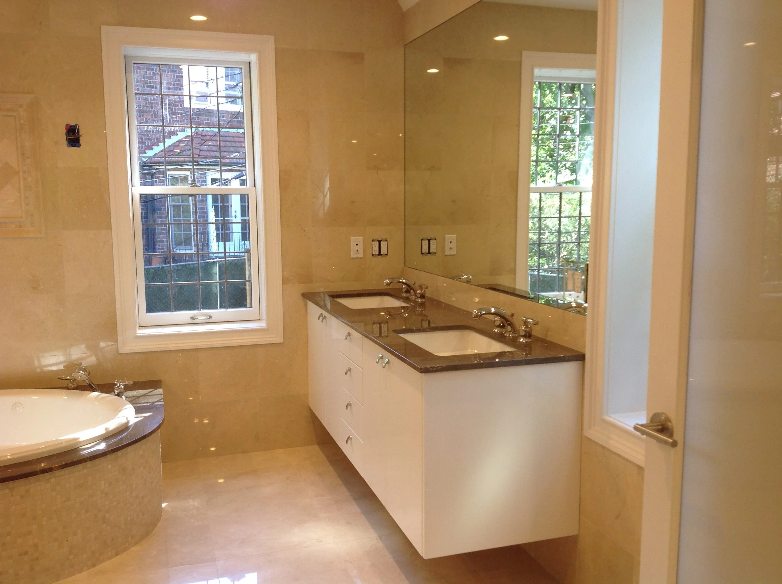 Elite Kitchen & Bath / EXPRESS CONTRACTING Kitchen, Bath & Home