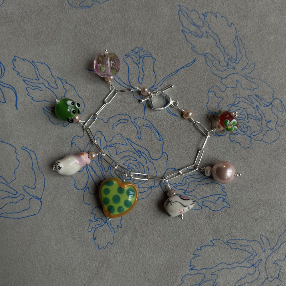 voons charm bracelet