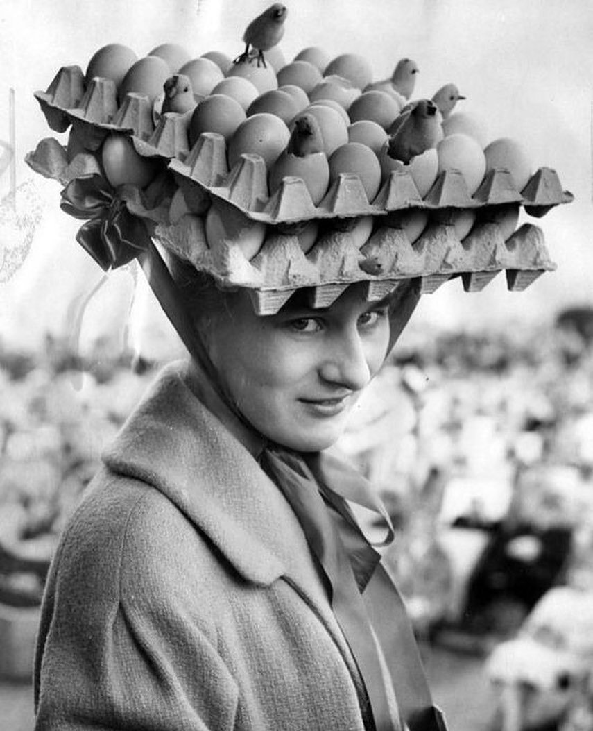 A collection of #spottedpasserby and their Easter bonnets ~⁠
⁠
Happy Easter to those celebrating today x 
⁠
images via tumblr