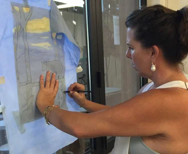Tracing an image onto cloth