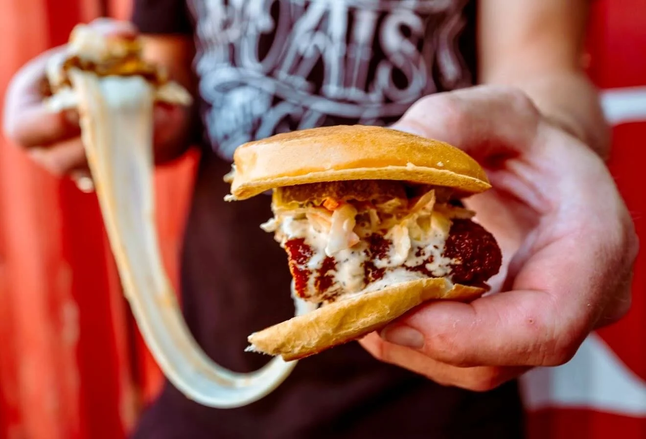 🔥Contest!🐓 Want a chance to win a $50 Royals Hot Chicken gift card? 

Hot Mozz is our Slider of The Month for May and we want to do a giveaway to celebrate. For a chance to win:

1. Like this post
2. Tag your cheesiest friend in the comments
3. Mak