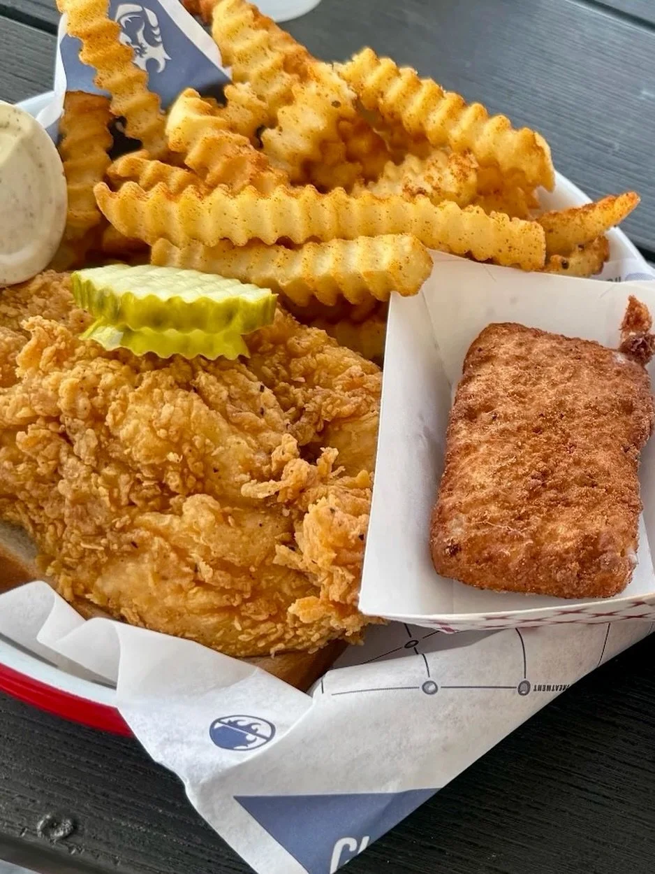 &ldquo;The food is FIRE! Has indoor &amp; outdoor seating. Highly recommend.&rdquo; -Victoria S.