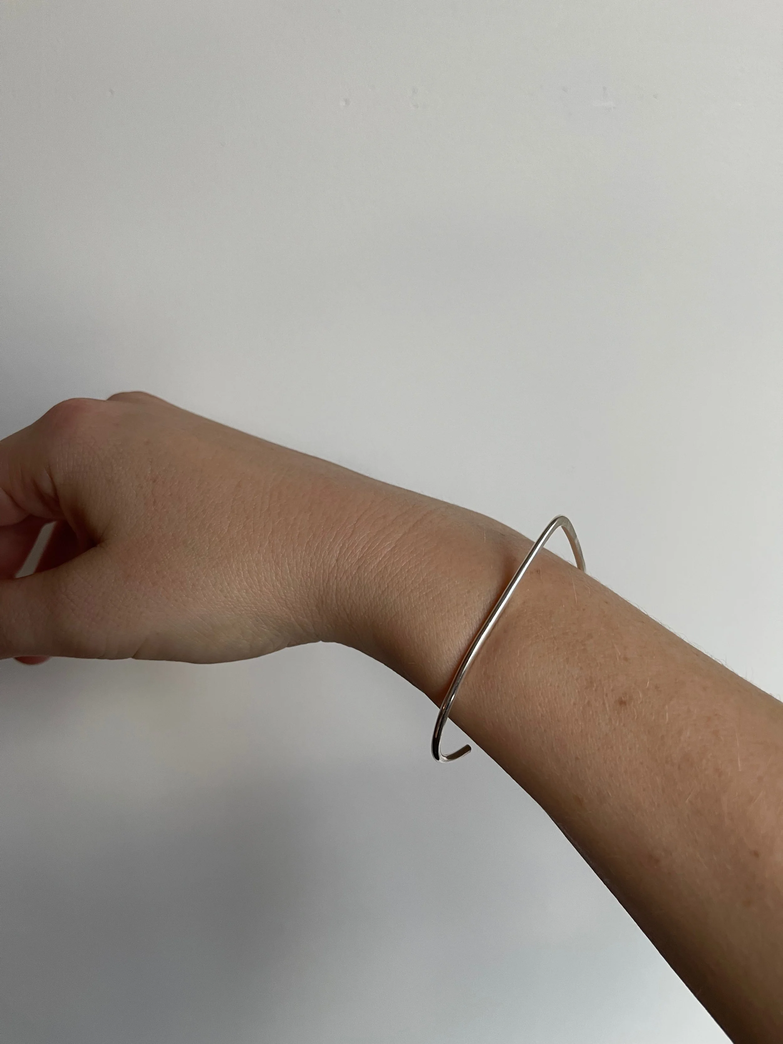 Point cuff, single point, silver.jpeg
