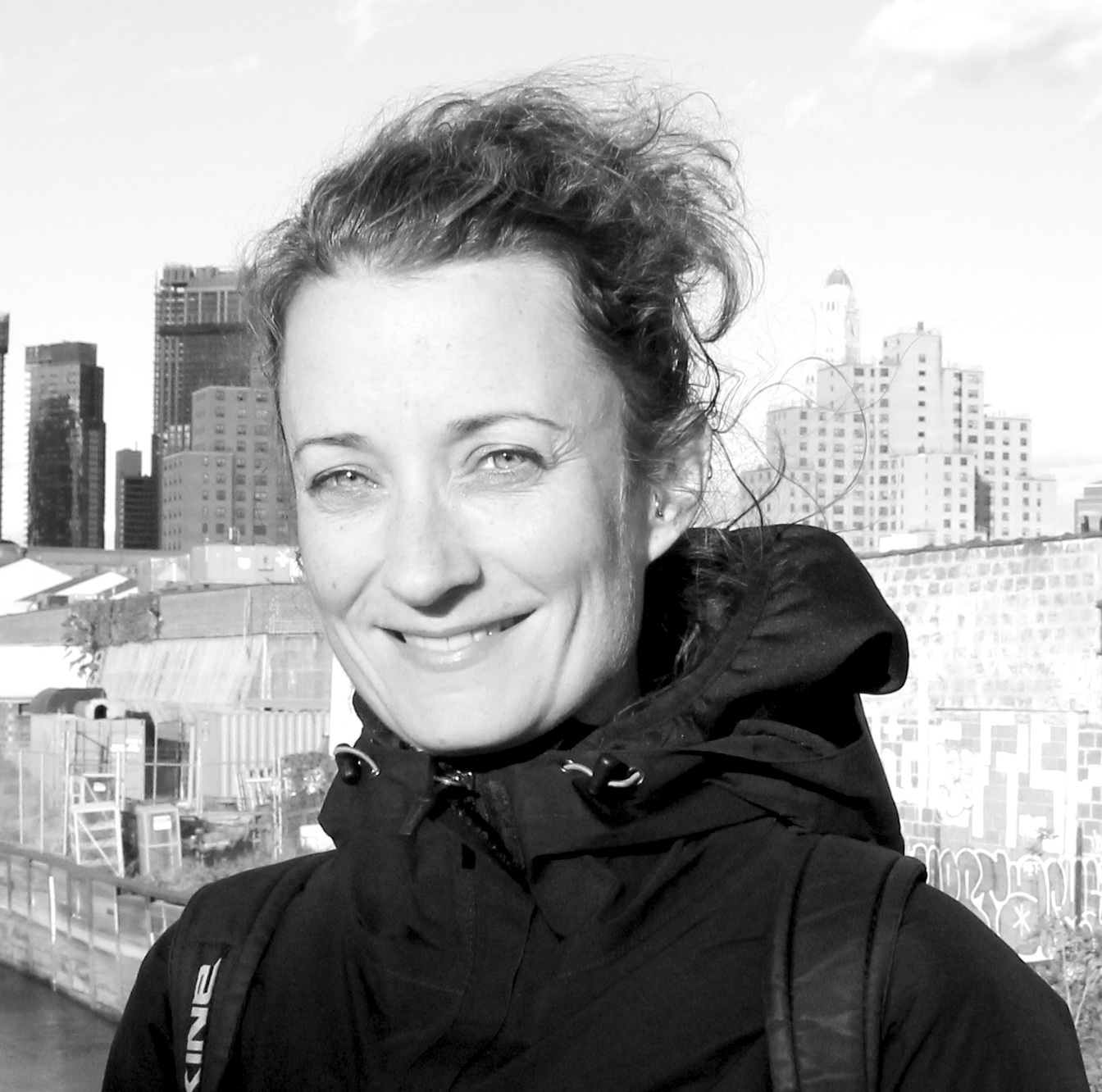 Elizabeth_Henaff_pic_BK_bw+-+Elizabeth+H%C3%A9naff.jpg