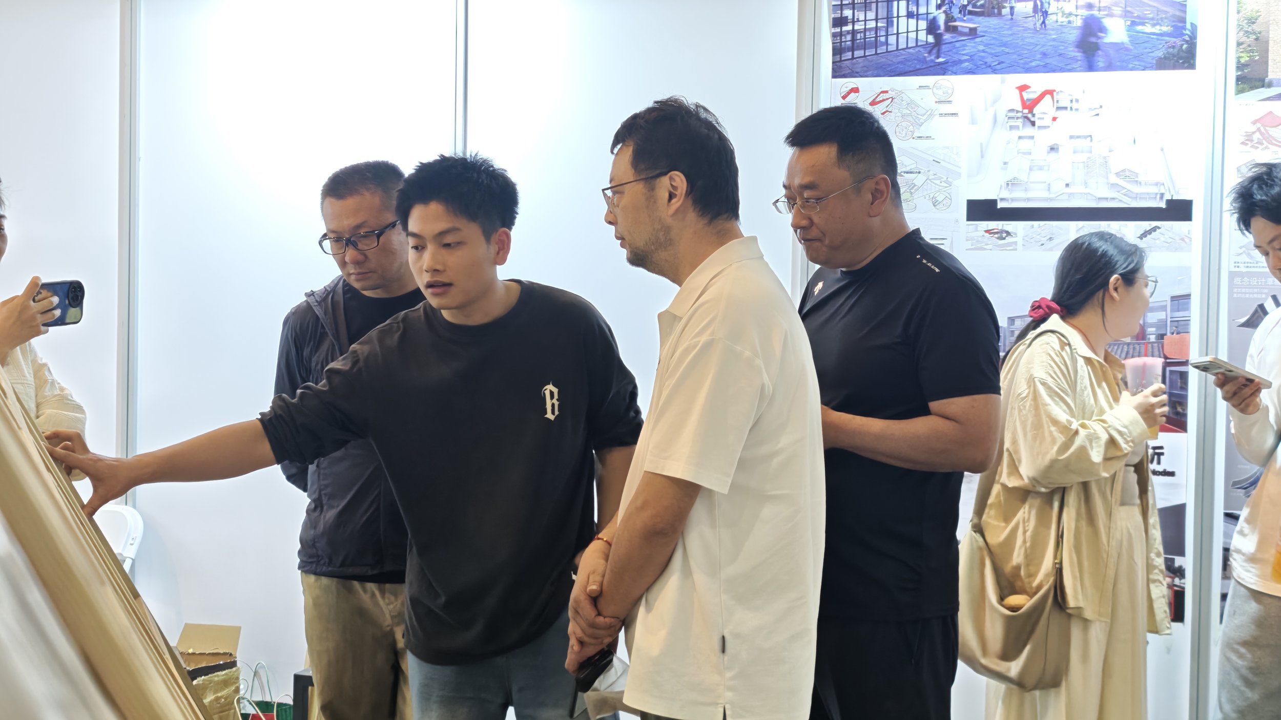 展览现场照2.jpg