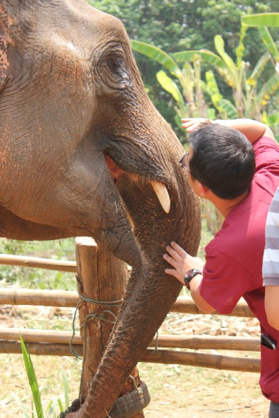 Dr. Yeaw performing an eye exam