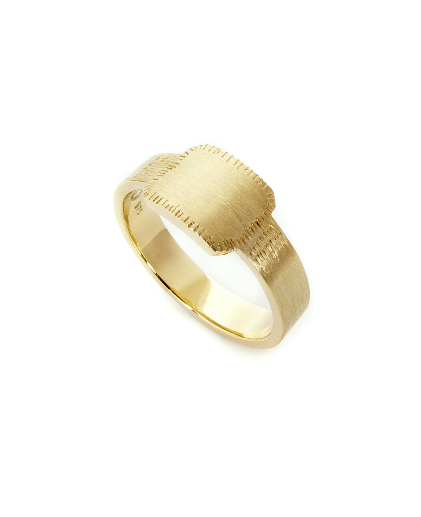 signet ring with fine stamped detail, 9ct yellow gold