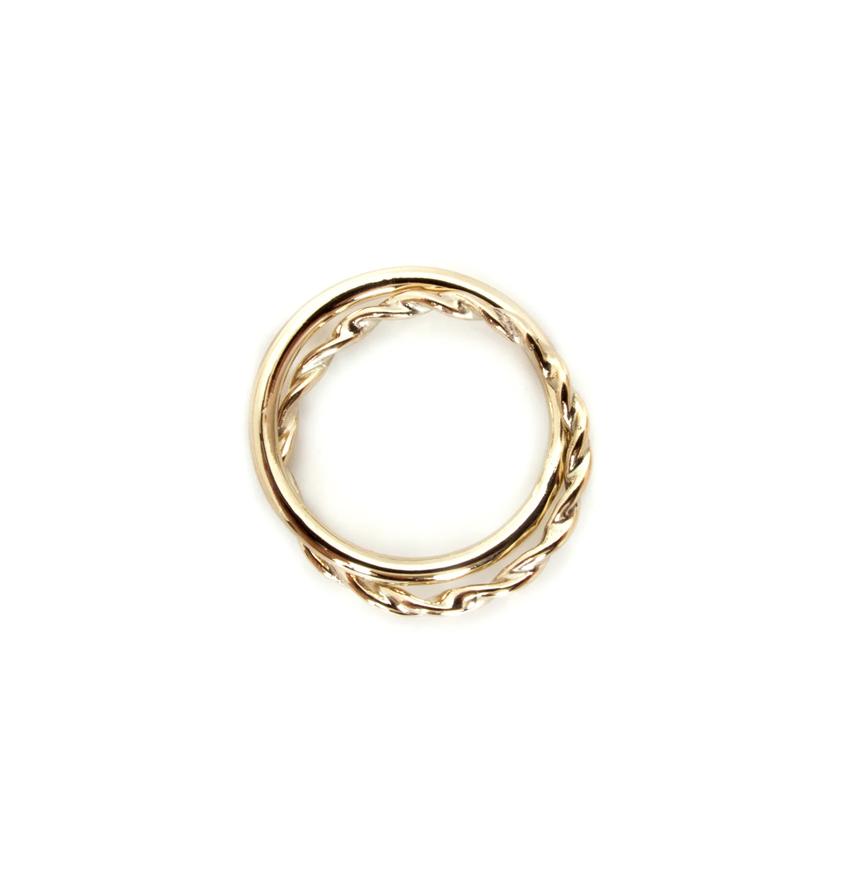 gold rope ring 9ct 1.jpg
