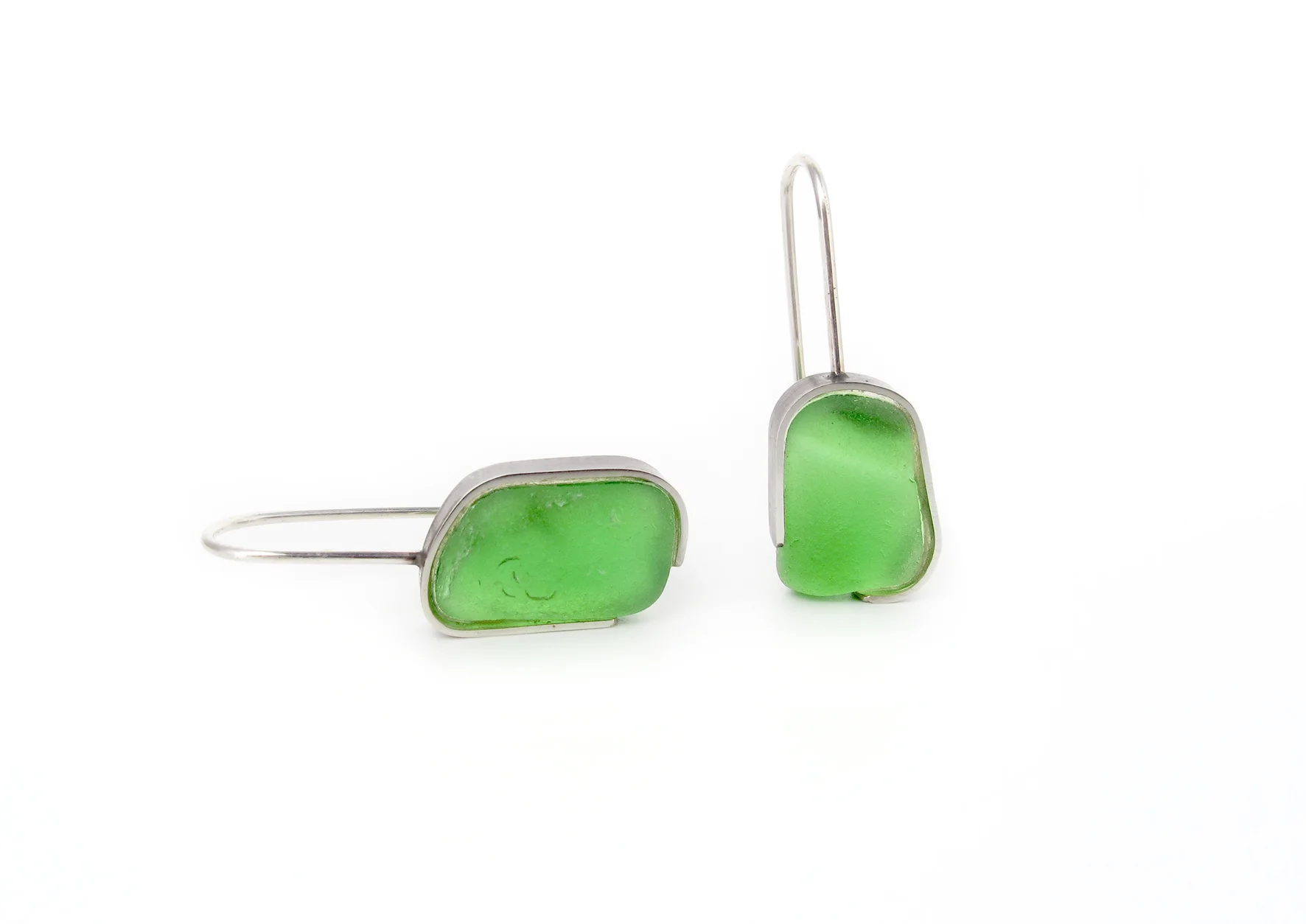 green beach glass earrings 1.jpg