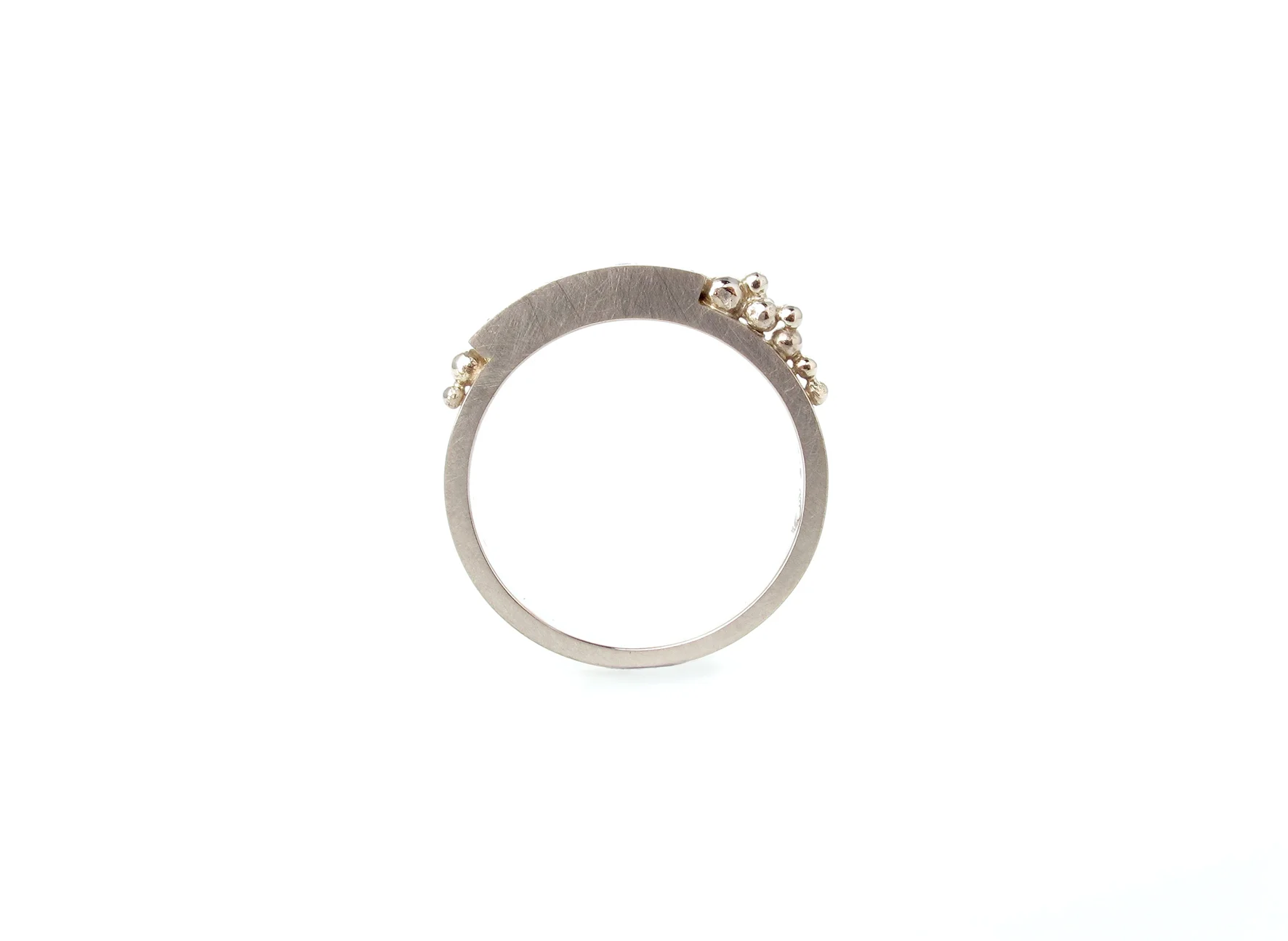 white dia granule ring 1.jpg