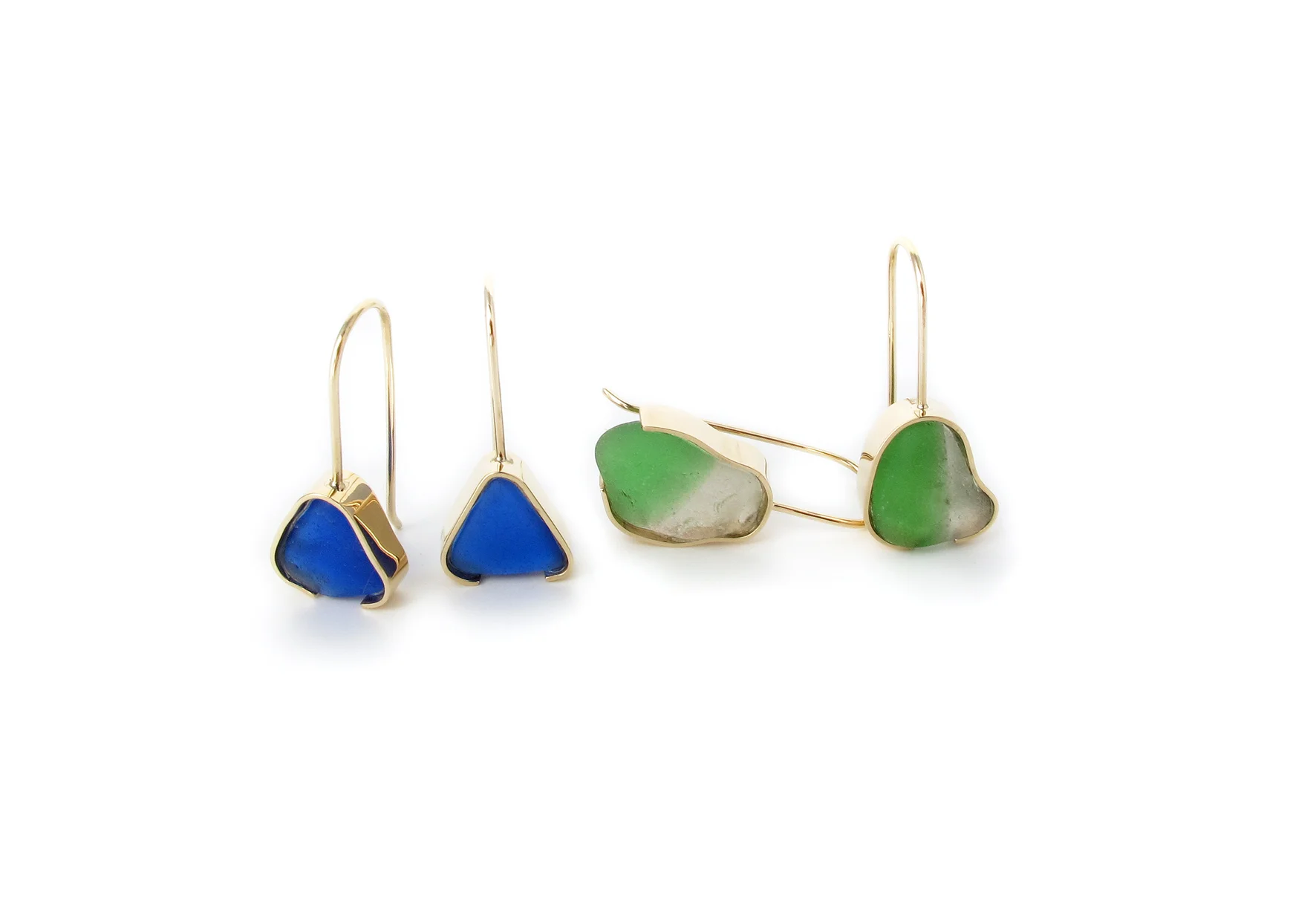 cobalt blue & bonfire beach glass in 9ct yellow gold