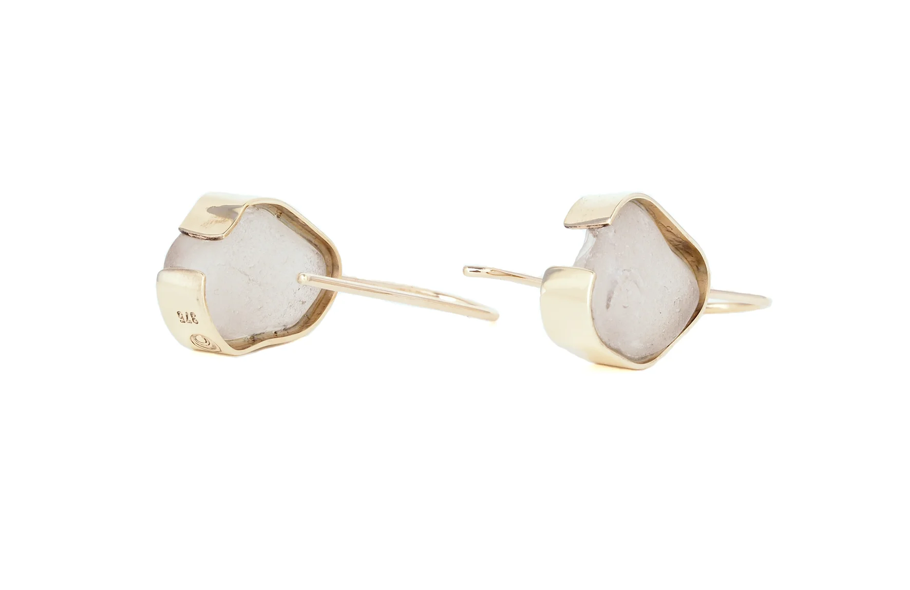 9yg white beach glass ers 3.jpg