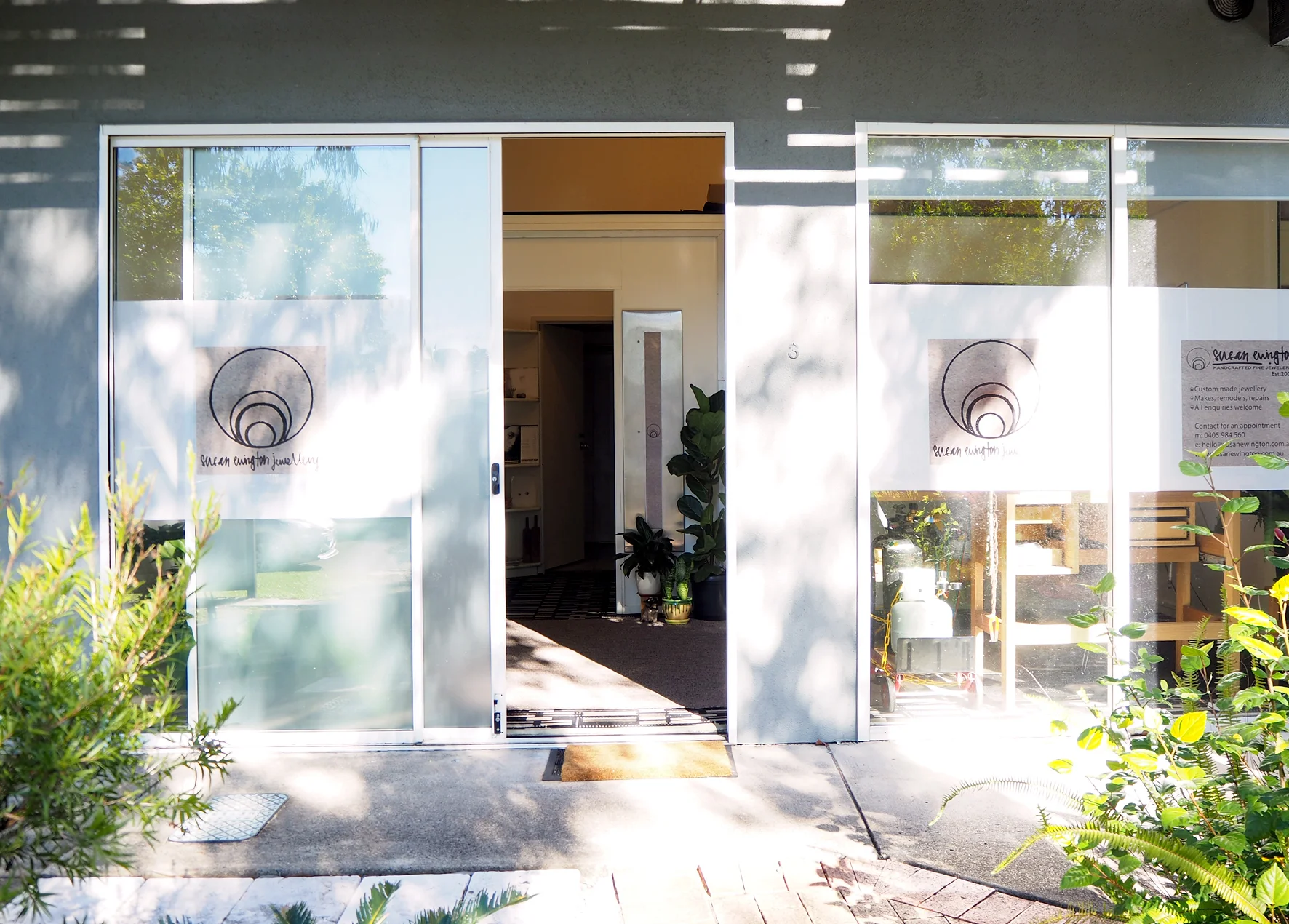 Susan ewington jewellery noosa.jpg