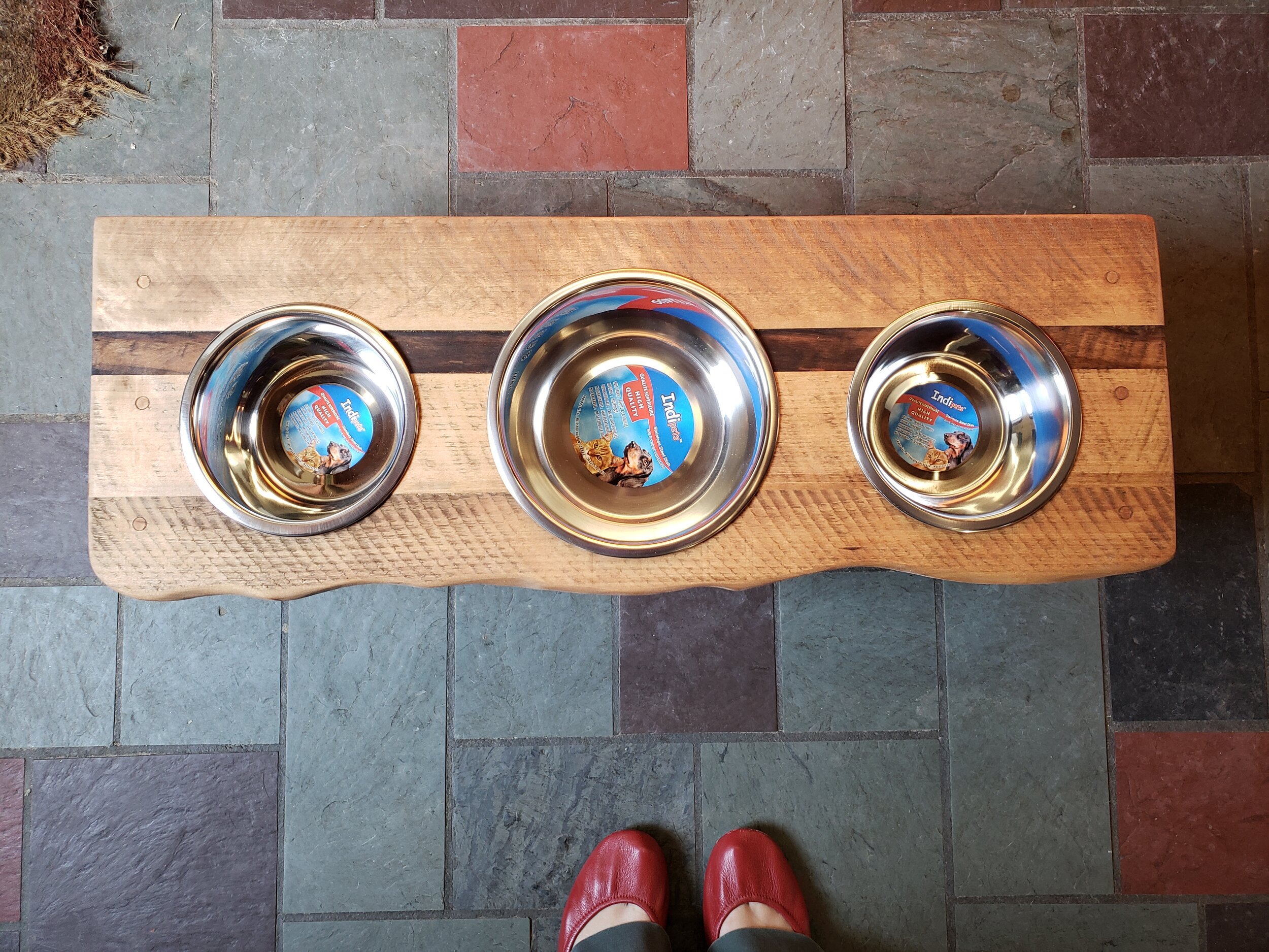 Personalized Cat or Dog Feeder -Rustic Wood Elevated Pet Feeder 