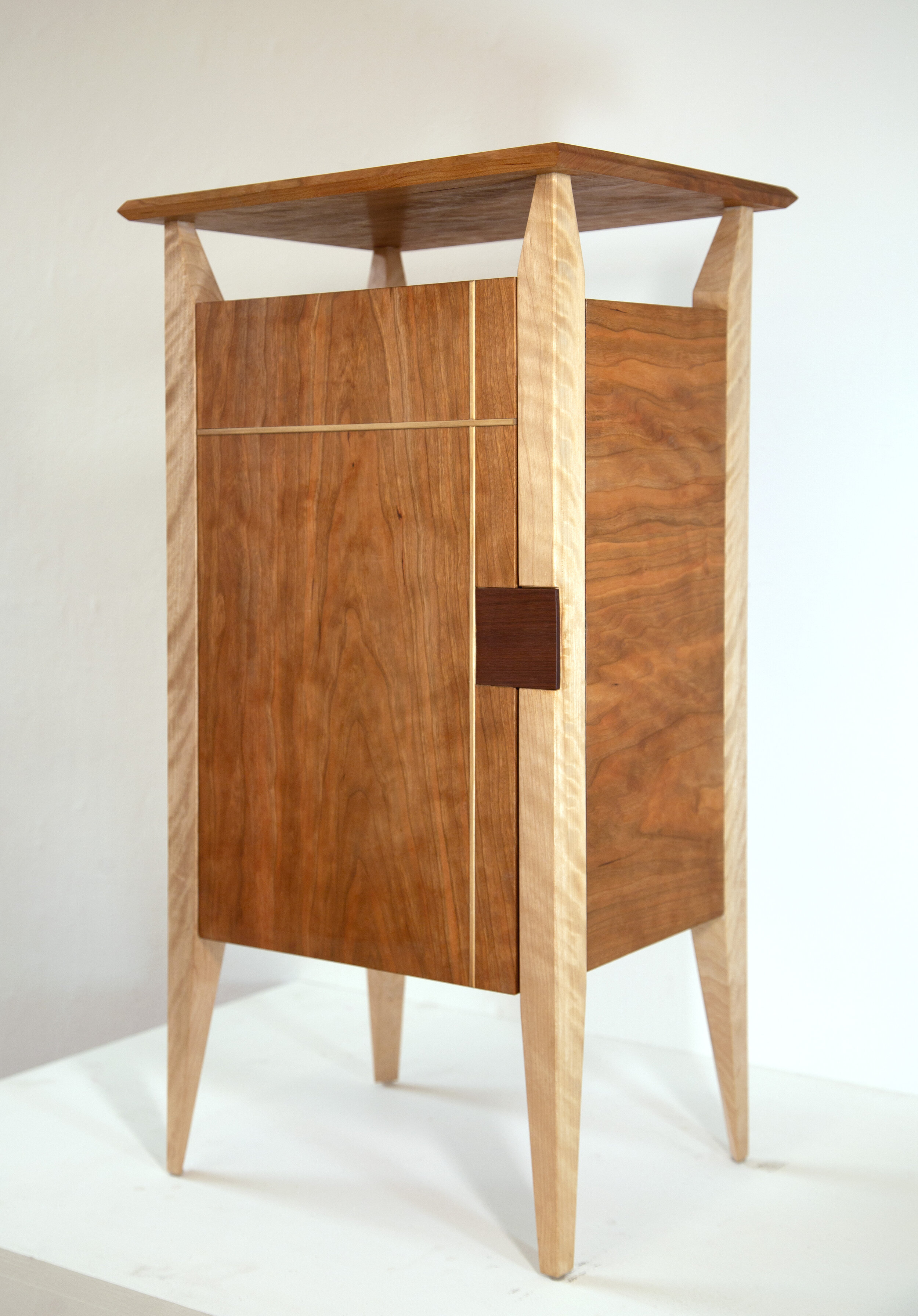 Kumiko Side Table TQ.jpg