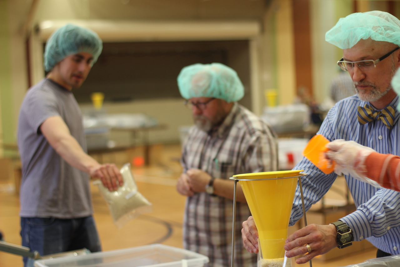 Illini Fighting Hunger - 1 of 20 (3).png