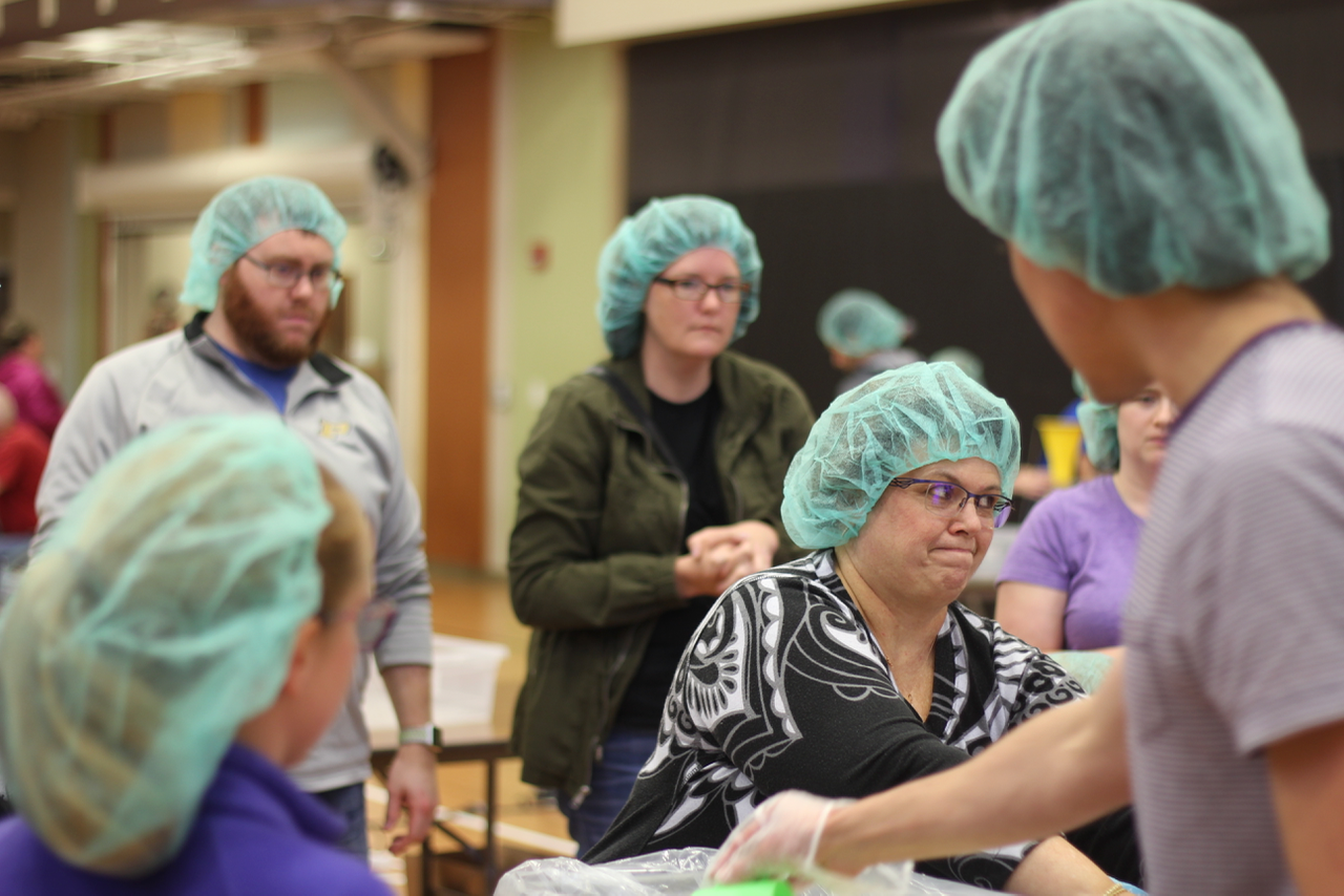 Illini Fighting Hunger - 1 of 20 (4).png