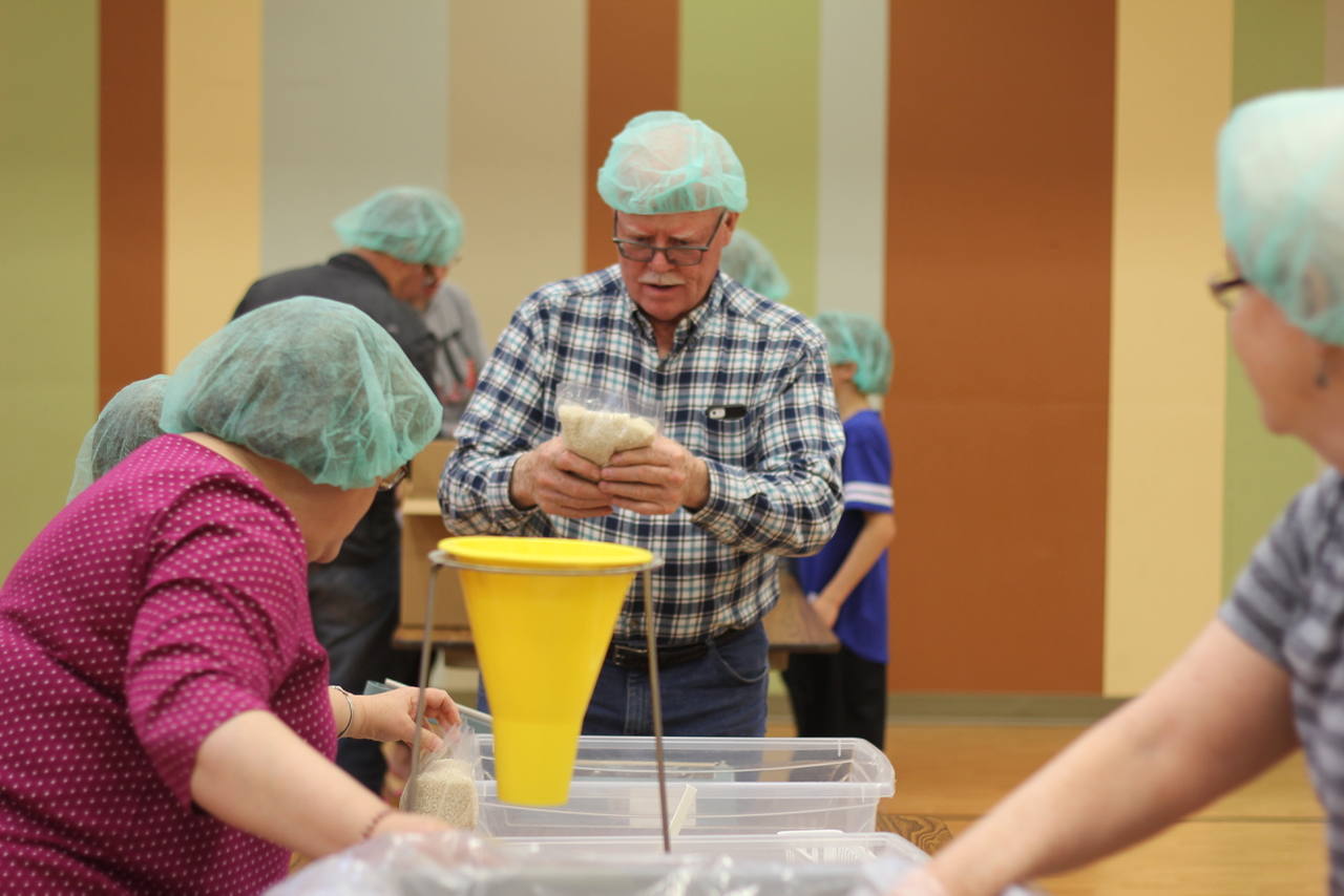 Illini Fighting Hunger - 1 of 20 (5).png