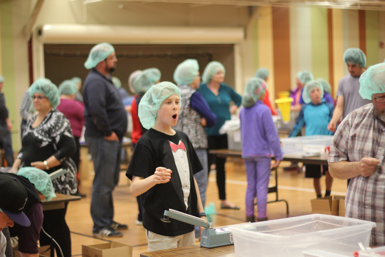 Illini Fighting Hunger - 1 of 20 (9).png
