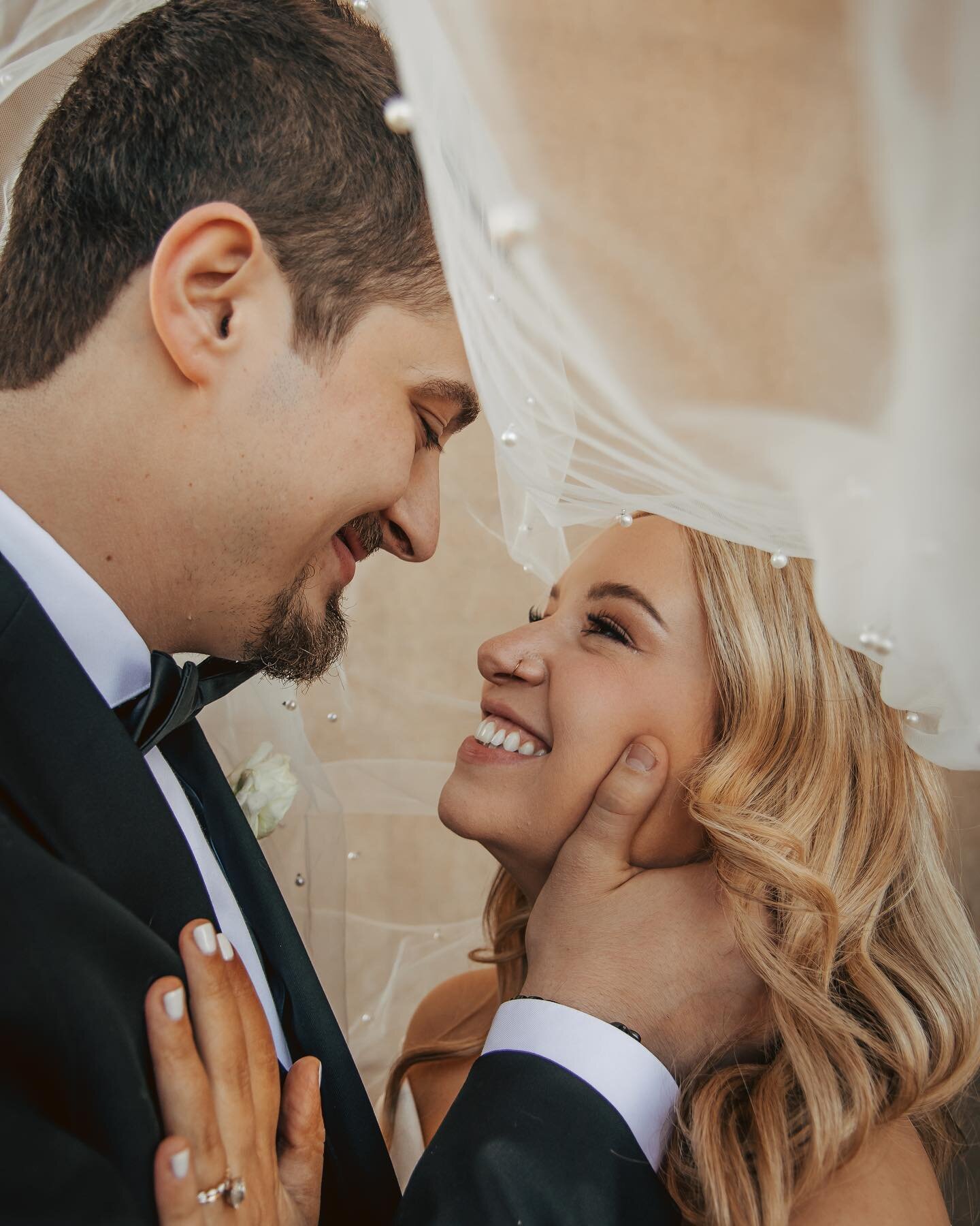 congratulations to this beautiful couple on getting eloped at the parthenon on april 1st!! i feel so lucky to have met this precious couple and not only capture their engagement, but their elopement, too! cheers to aidan and hannah! 💍🍾
.
.
#nashvil