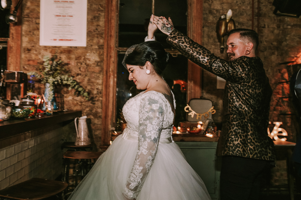 ALTERNATIVE-FUN-WEDDING-PHOTOGRAPHER