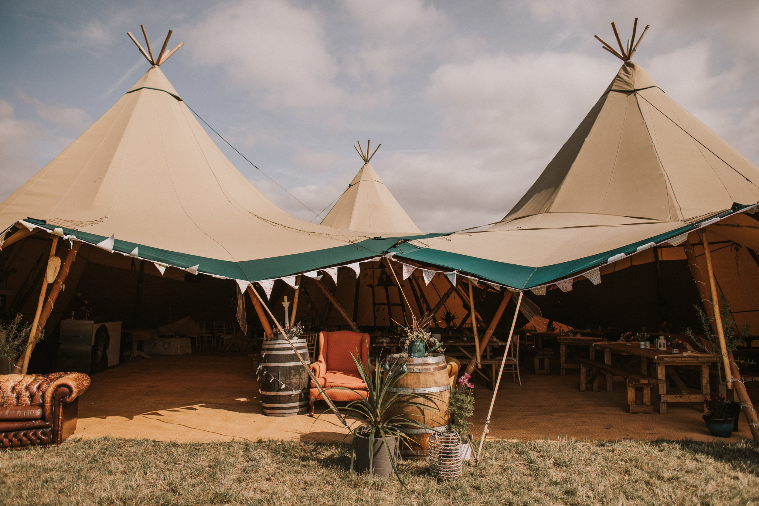 Alternative-farm-Nottingham-wedding-photography