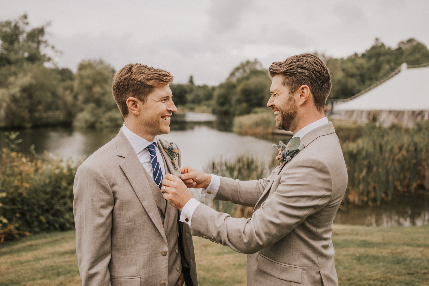 west-sussex- wedding -photographer - Duncton mill fishery111.JPG