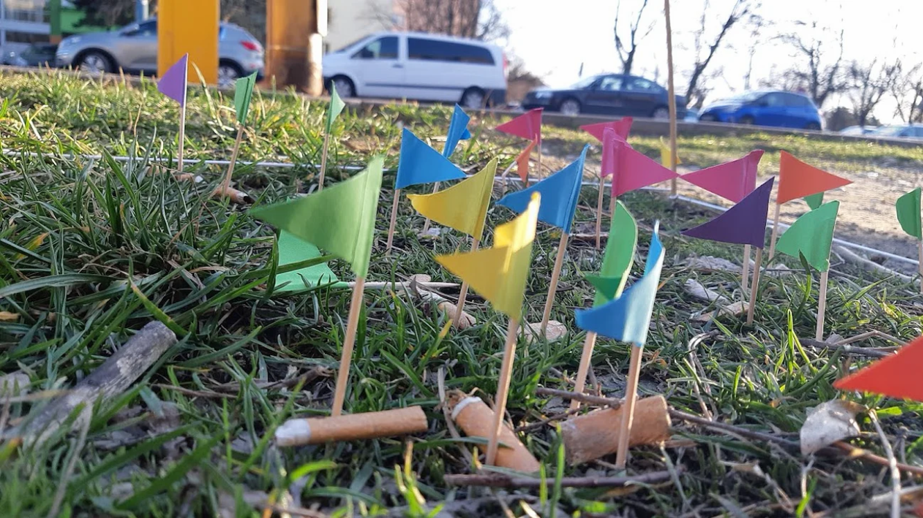 Hundreds of people pass by them every day, but they only started to notice them when students marked them.  Photo: Leo Klein, bus stop Budatínska, Bratislava