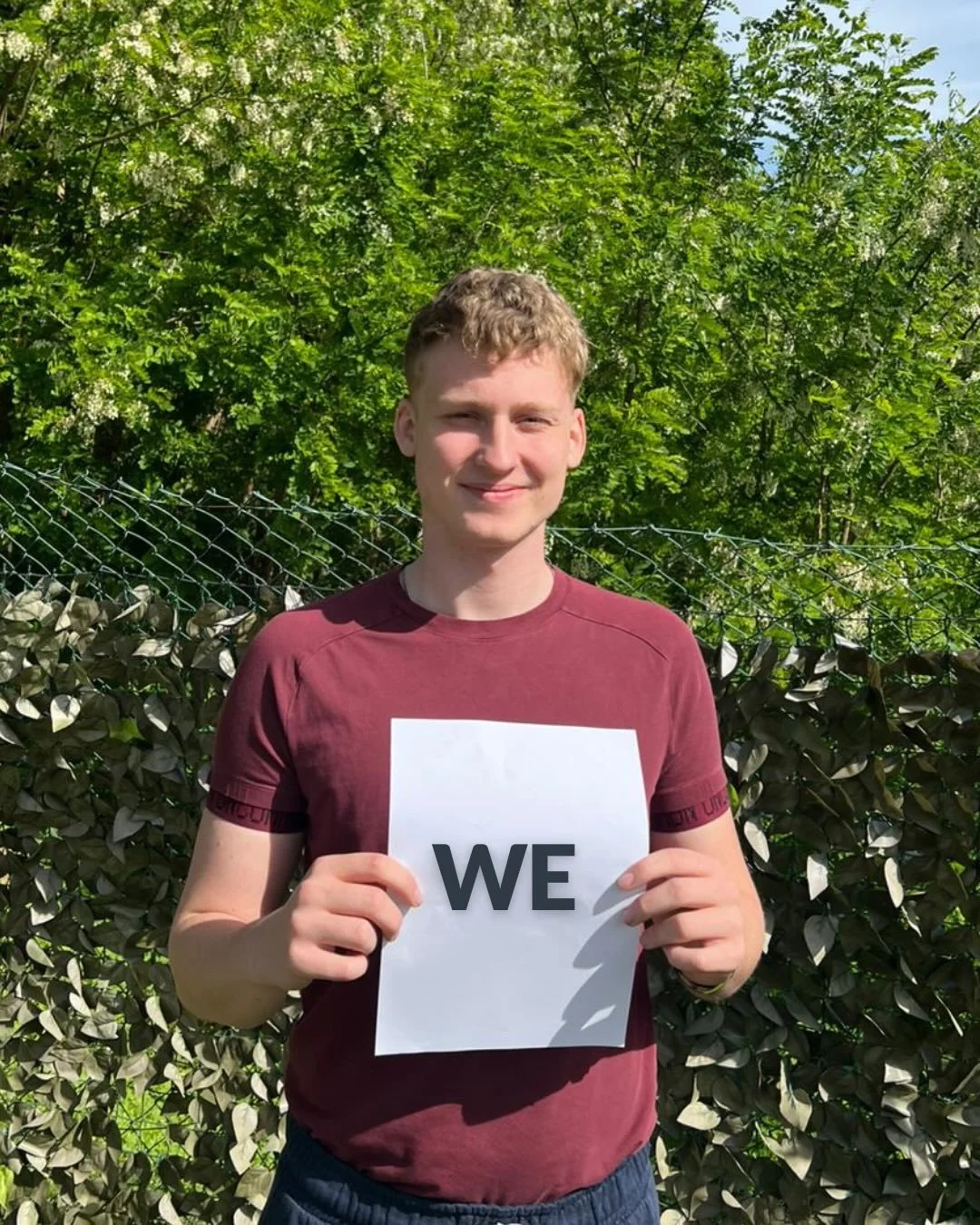 We have something to share... the YRE Virtual Gallery is now live! 💻 🖼️
&nbsp;
Step into a virtual world showcasing the inspiring stories, investigations and creative work of the 2024&ndash;2025 Young Reporters for the Environment International Com