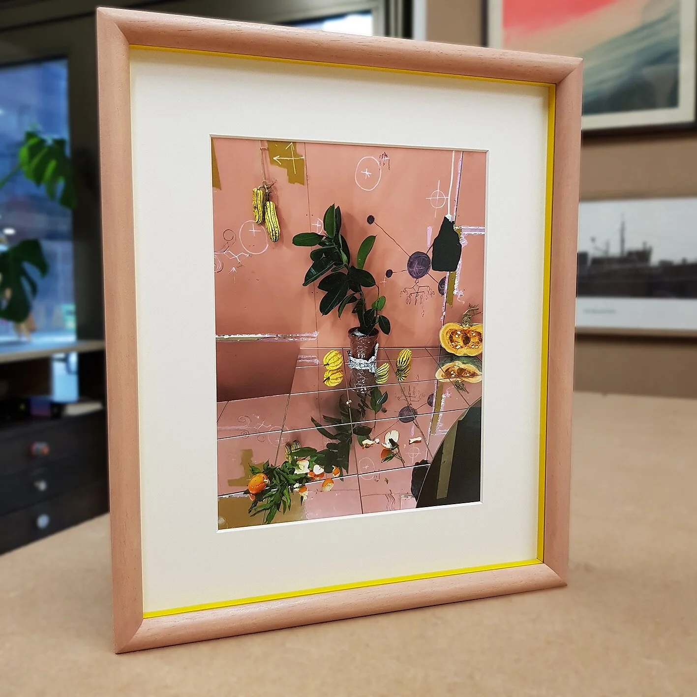 Frame: Curved obeche frame hand-painted in a pink wash - painted yellow 6mm fillets - window mount⁠ - anti-reflect glass⁠
⁠
We went for a playful colour combo here to match the poppiness (reaches for dictionary but knows the truth) of the print. ⁠
⁠