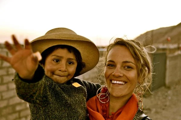 Volunteer to See the World
