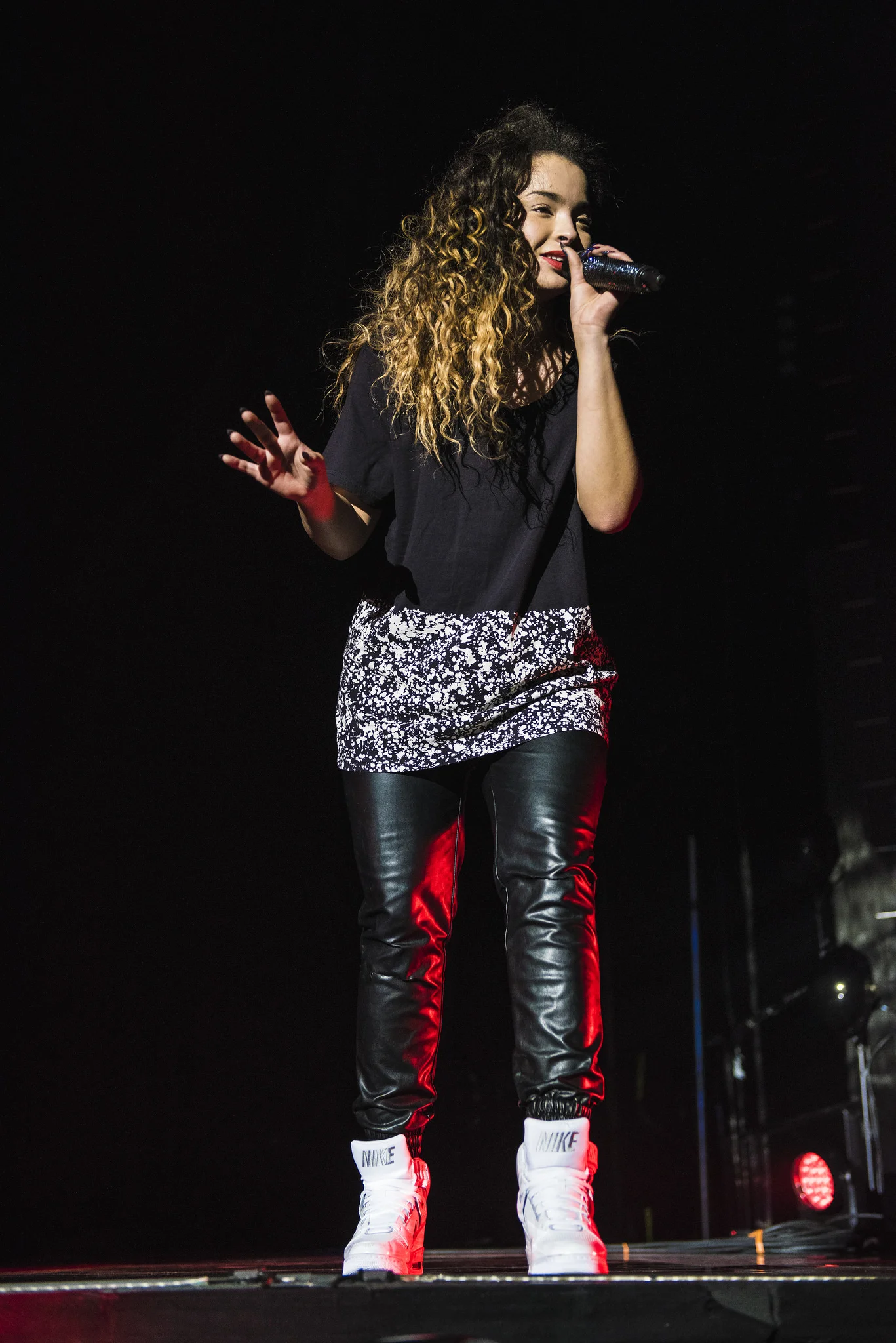 Ella Eyre