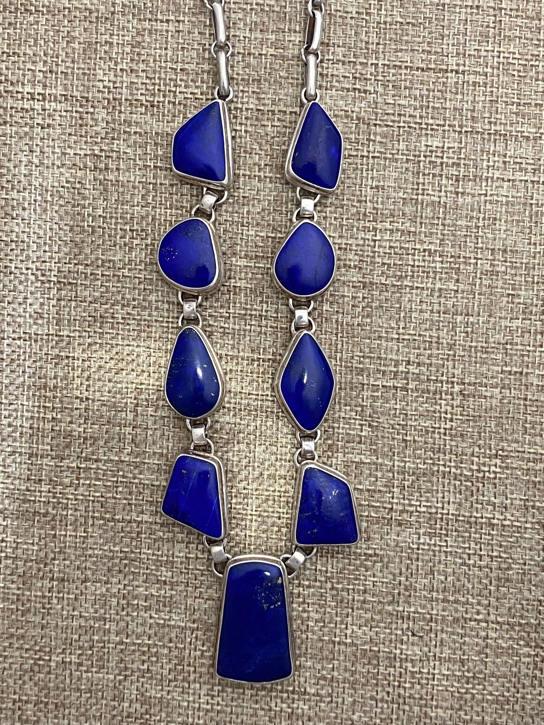 E3CEB5B2-A5B2-4D2E-A184-D4F30641B937