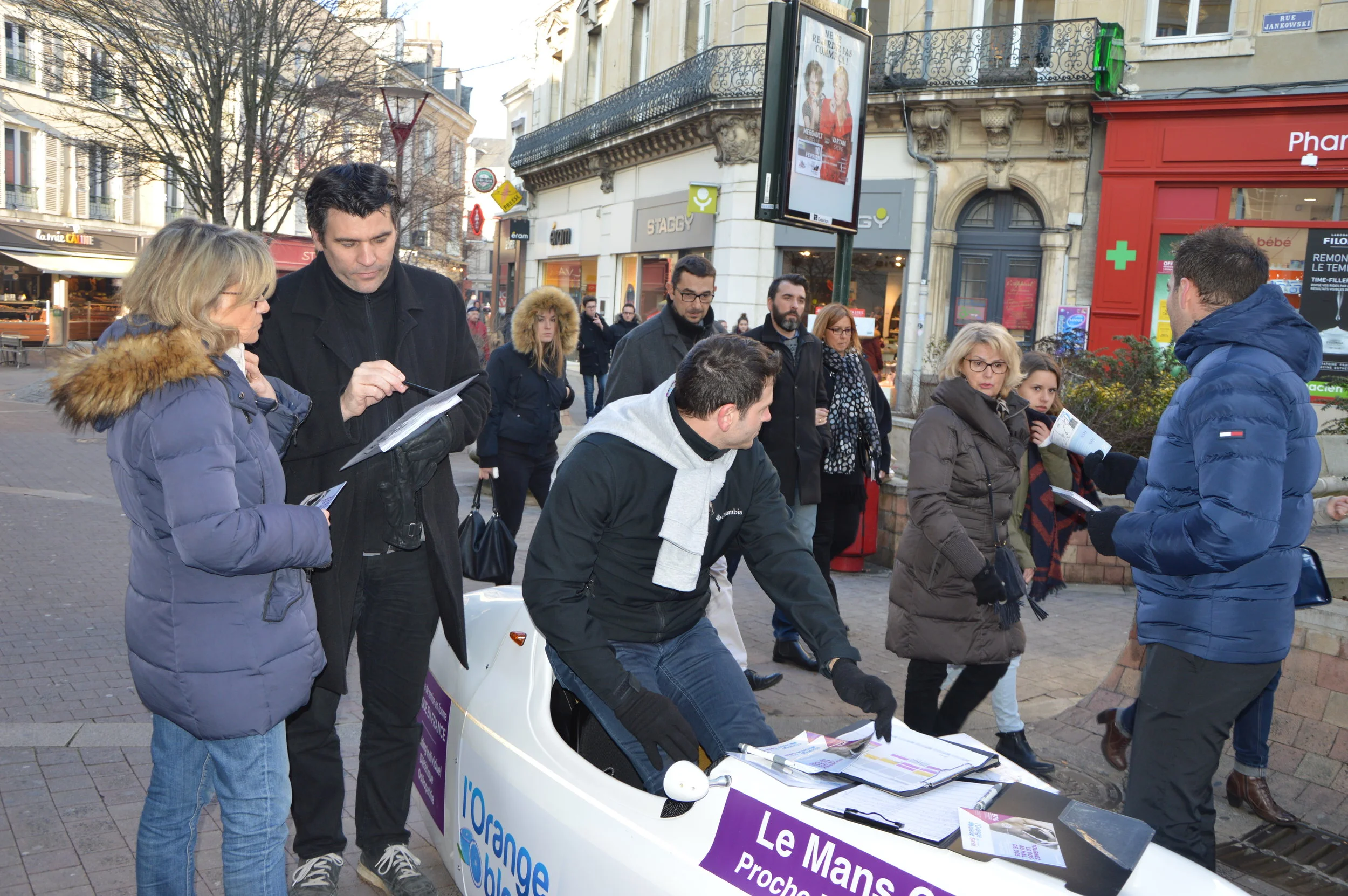 action_marketing_terrain_le mans