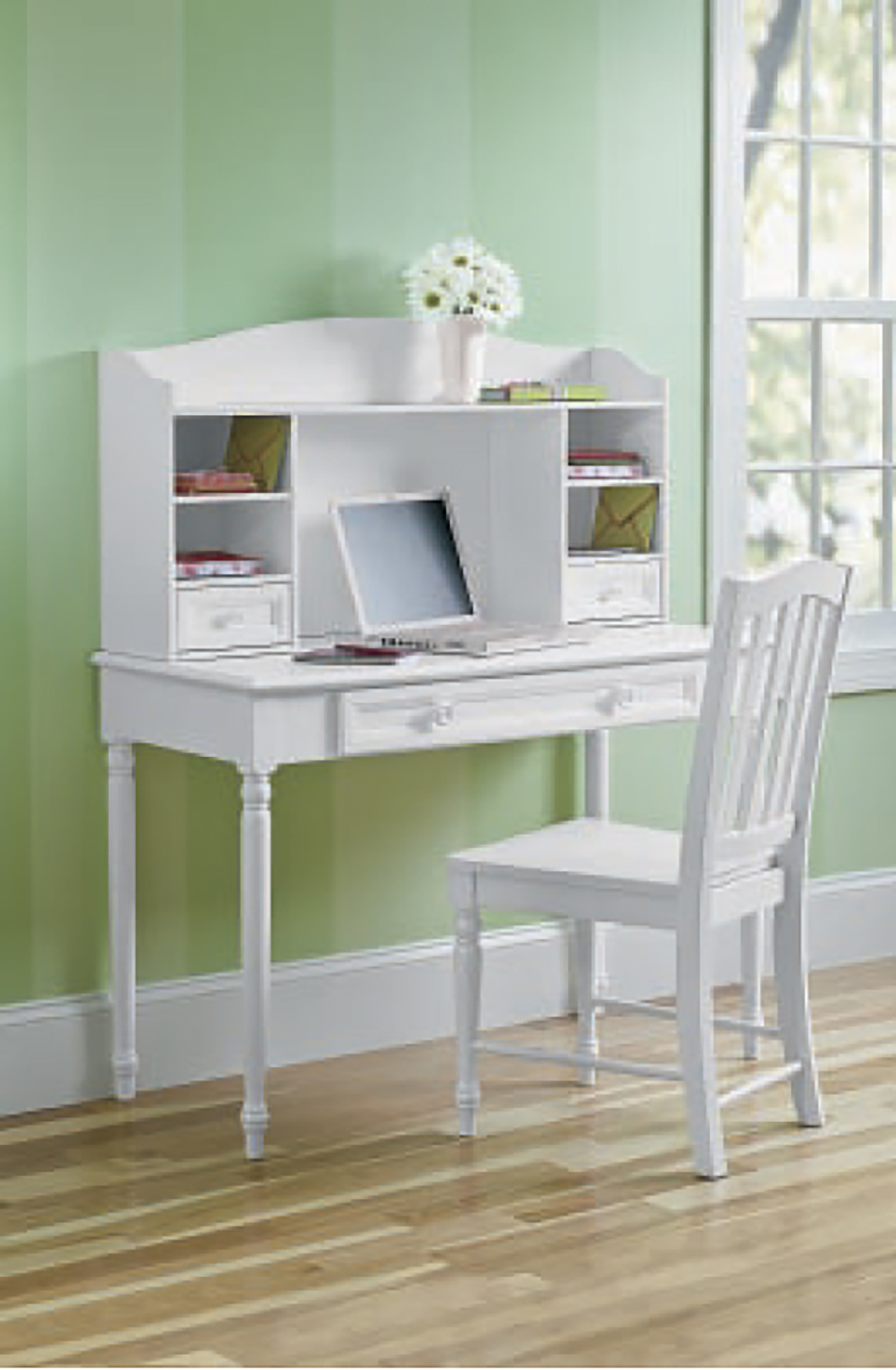 Cottage Desk & Chair